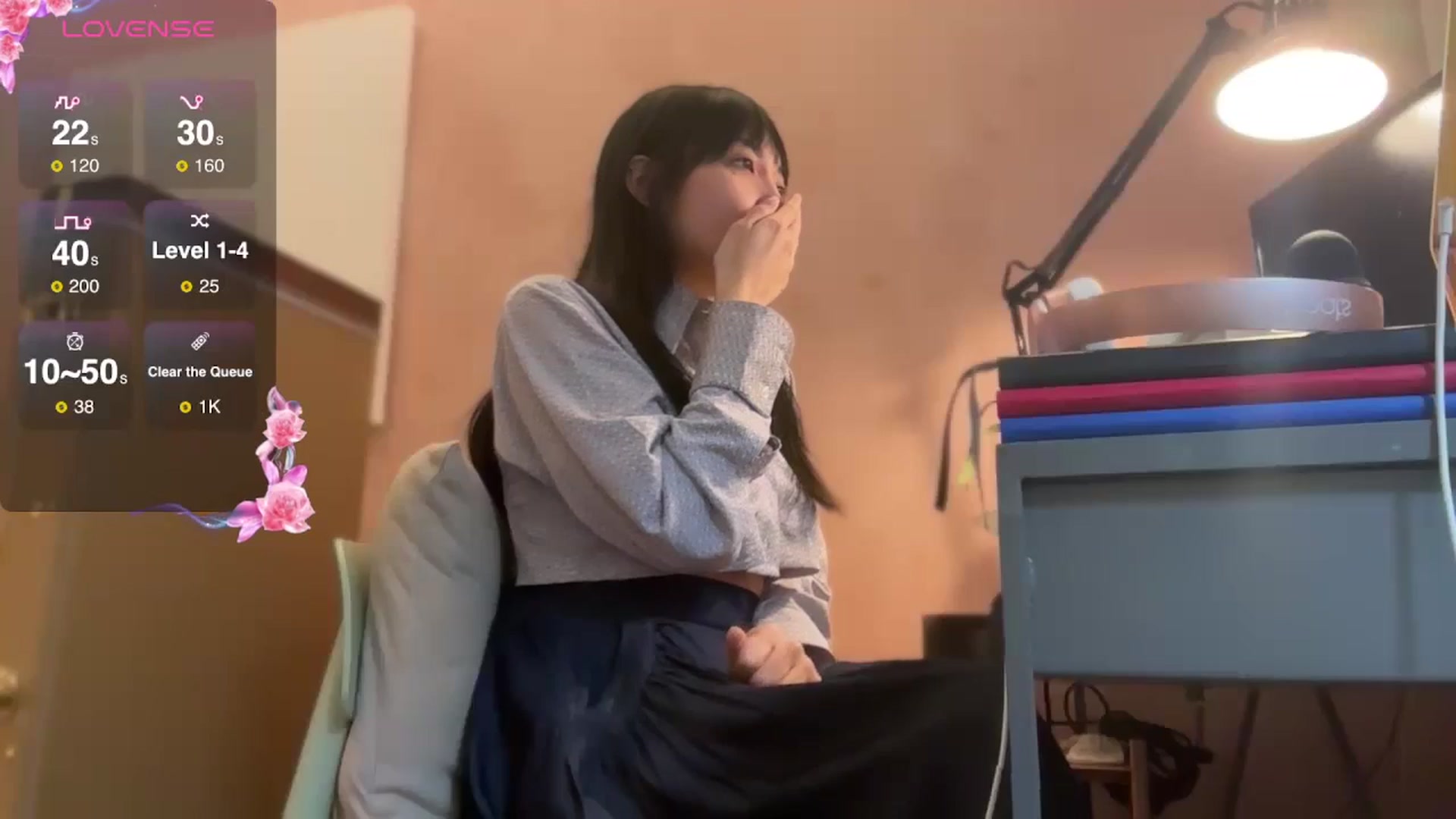 Gallery image thumbnail from luna_tsukiko's myfreecams stream on, 10/28/2024, 15:28 image 14 of 20