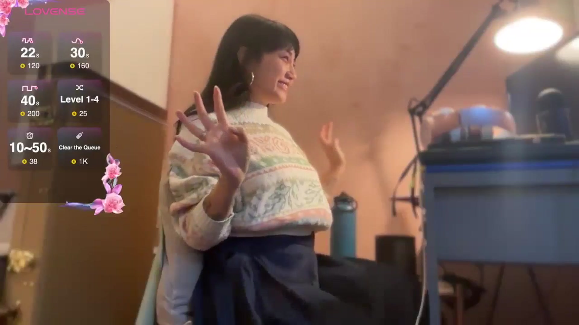 Gallery image thumbnail from luna_tsukiko's myfreecams stream on, 10/29/2024, 15:30 image 13 of 20