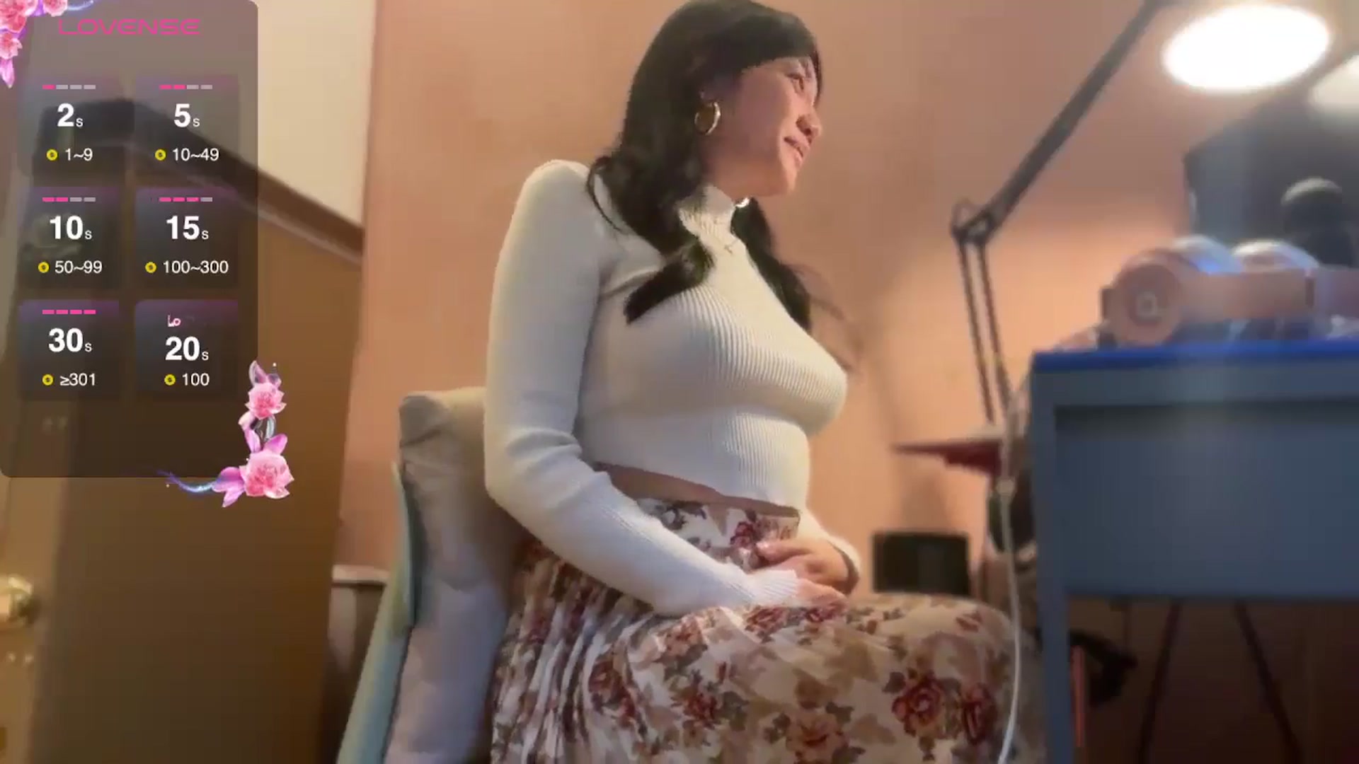 Gallery image thumbnail from luna_tsukiko's myfreecams stream on, 11/04/2024, 14:06 image 16 of 20