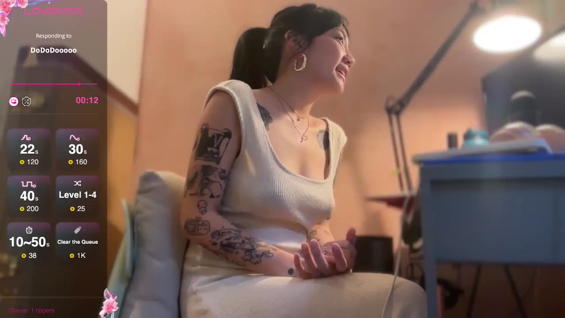 Gallery image thumbnail from luna_tsukiko's myfreecams stream on, 11/05/2024, 15:59 image 9 of 20