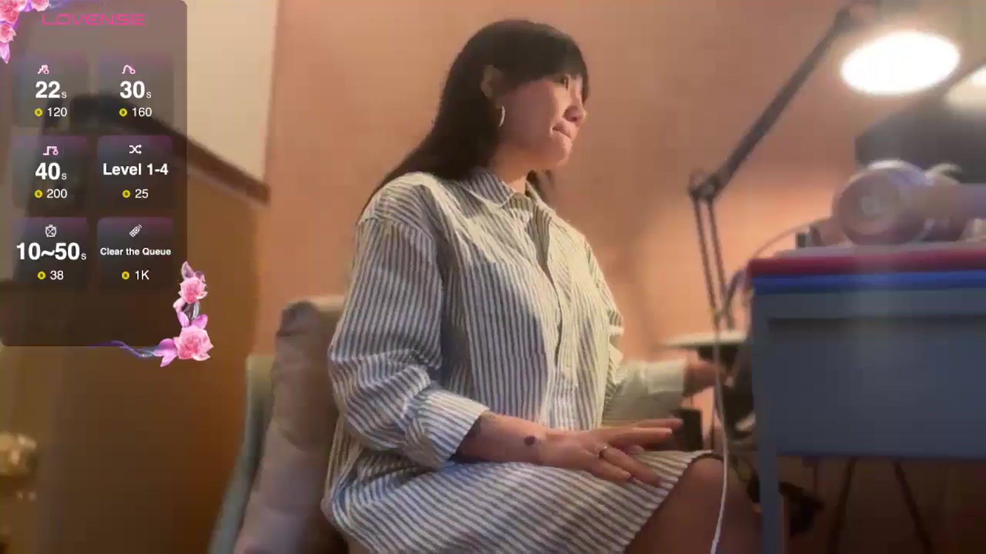 Gallery image thumbnail from luna_tsukiko's myfreecams stream on, 11/09/2024, 17:02 image 2 of 20