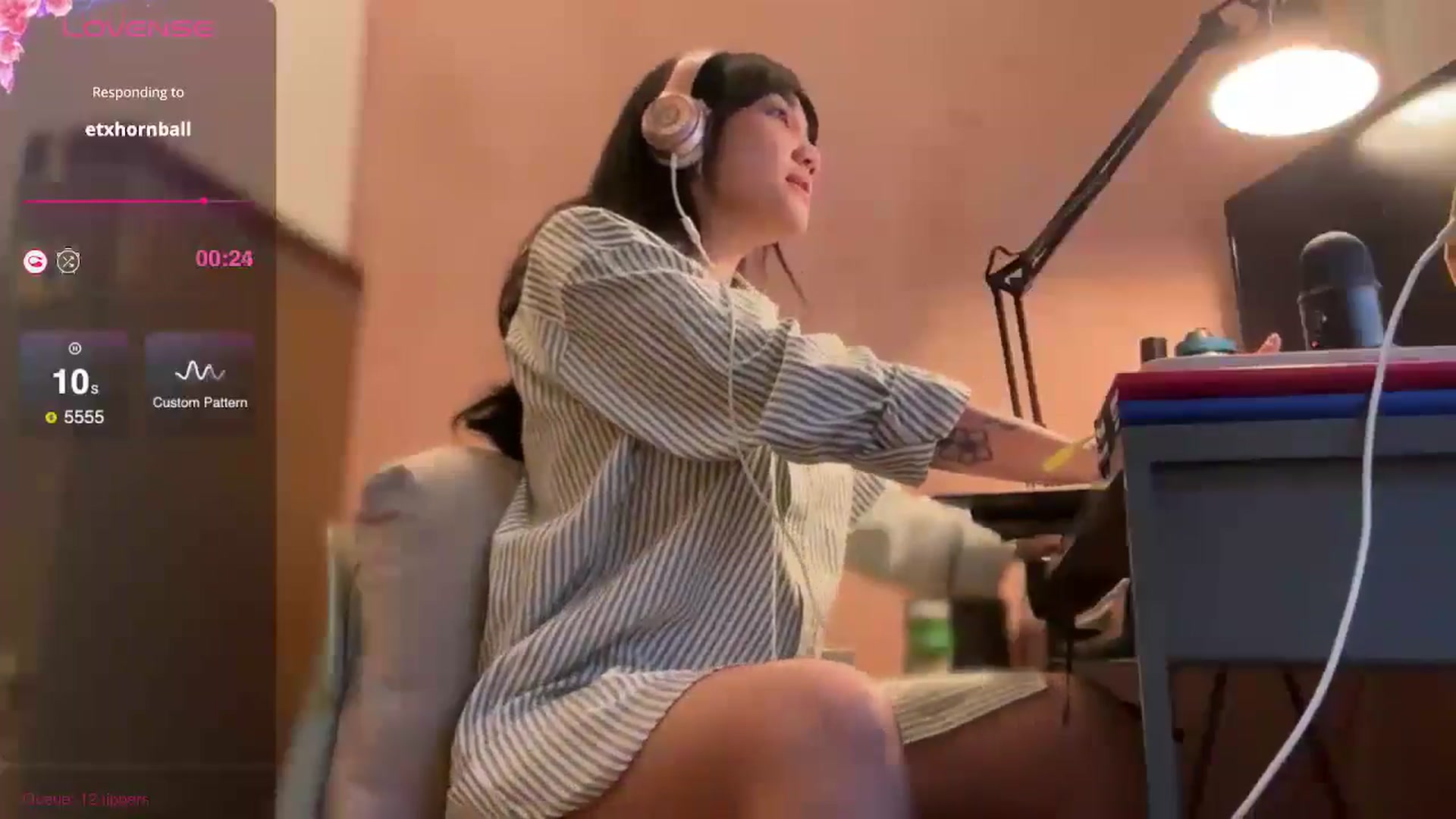 Gallery image thumbnail from luna_tsukiko's myfreecams stream on, 11/11/2024, 17:53 image 11 of 20