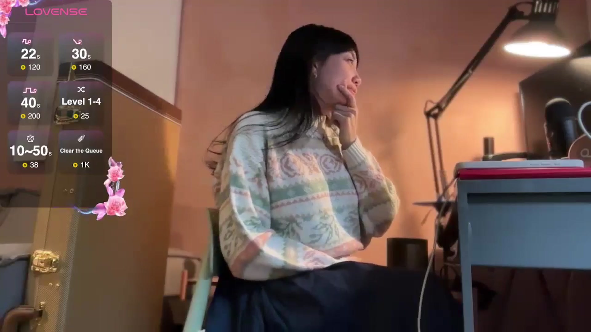 Gallery image thumbnail from luna_tsukiko's myfreecams stream on, 11/14/2024, 16:55 image 18 of 20