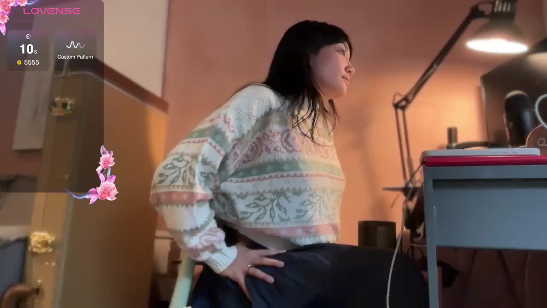 Gallery image thumbnail from luna_tsukiko's myfreecams stream on, 11/14/2024, 16:55 image 19 of 20