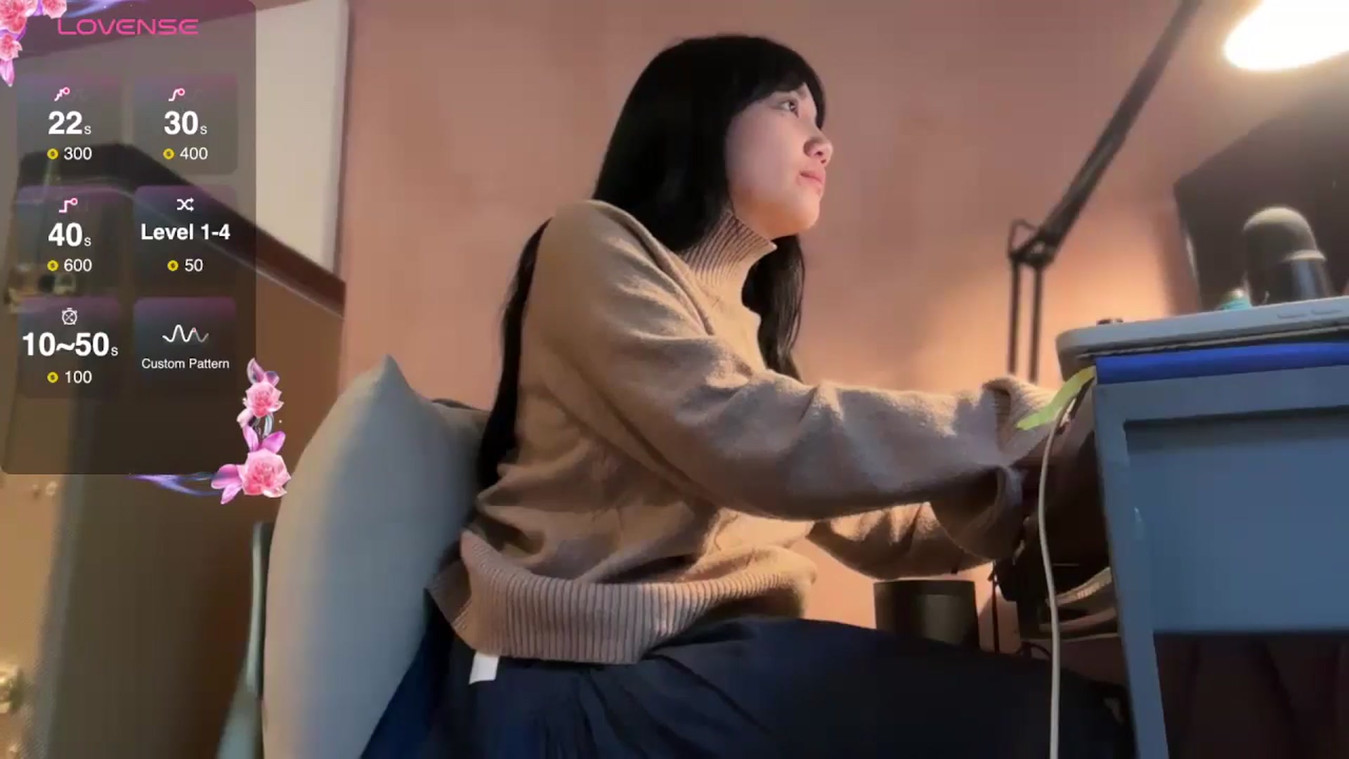Gallery image thumbnail from luna_tsukiko's myfreecams stream on, 12/03/2024, 16:19 image 20 of 20