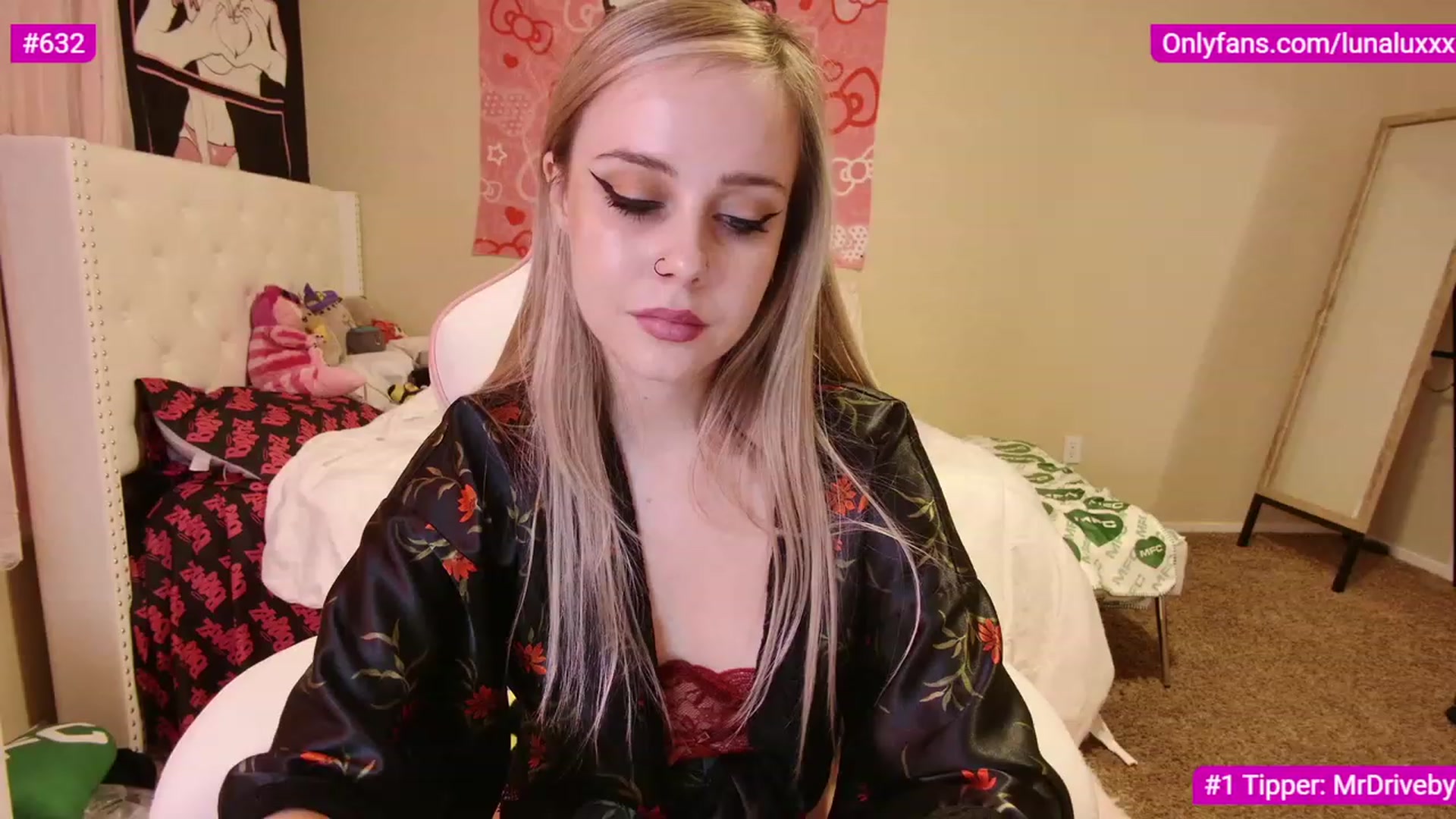 Gallery image thumbnail from lunalovelyy's myfreecams stream on, 01/19/2023, 06:33 image 11 of 20