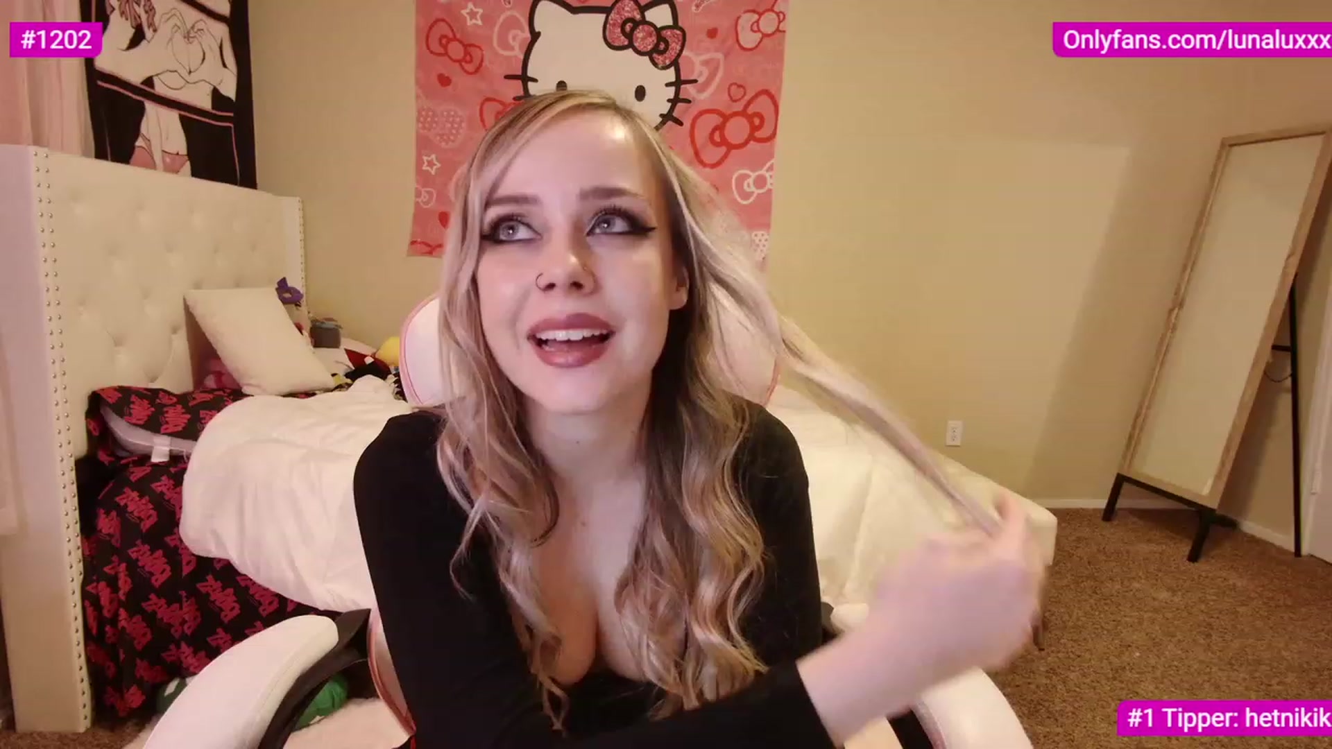 Gallery image thumbnail from lunalovelyy's myfreecams stream on, 01/31/2023, 02:57 image 7 of 20