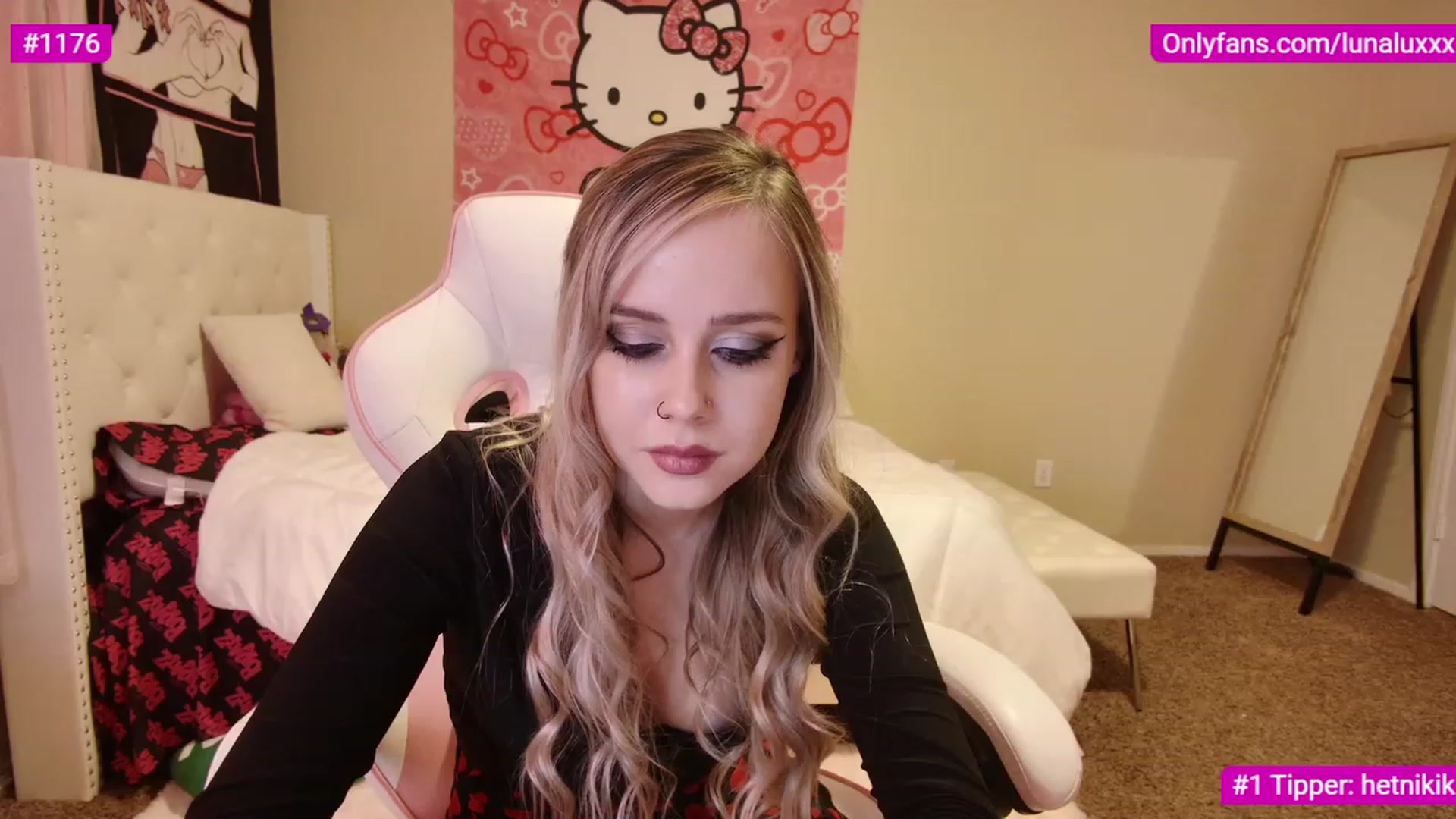 Gallery image thumbnail from lunalovelyy's myfreecams stream on, 01/31/2023, 02:57 image 20 of 20