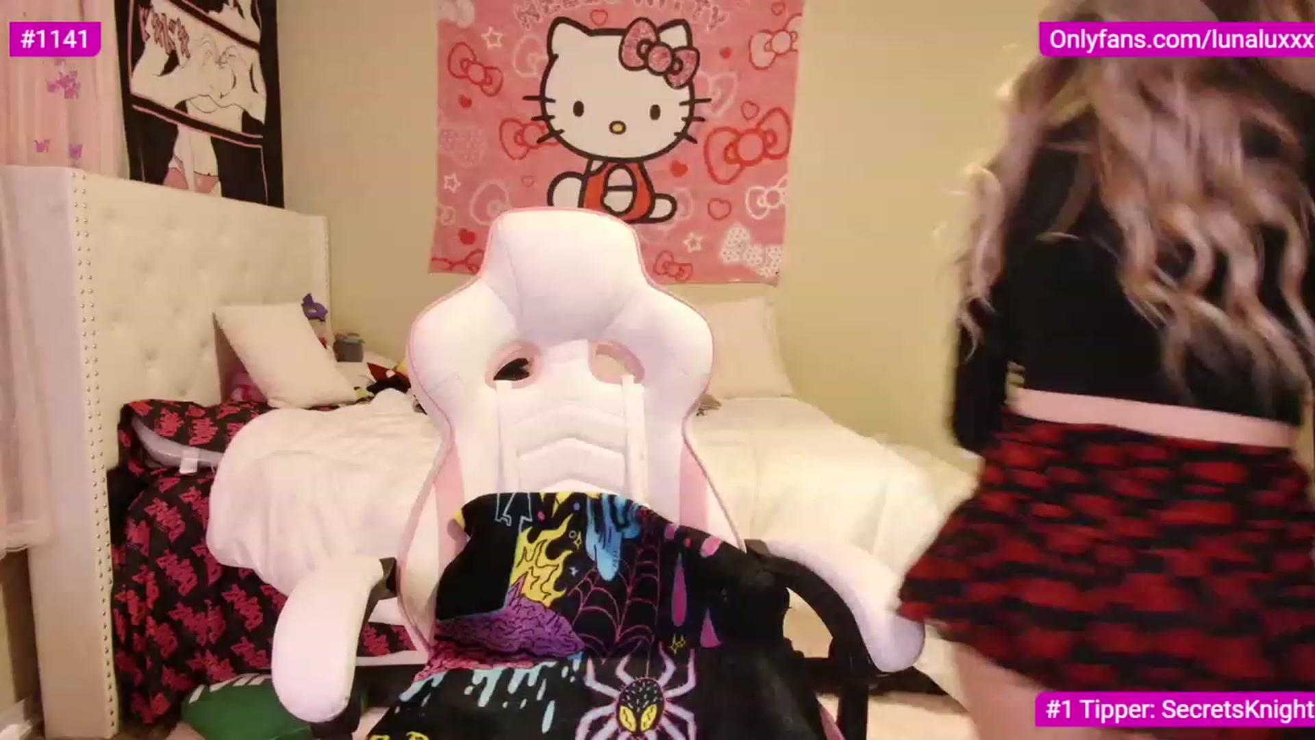 Gallery image thumbnail from lunalovelyy's myfreecams stream on, 01/31/2023, 06:11 image 4 of 20