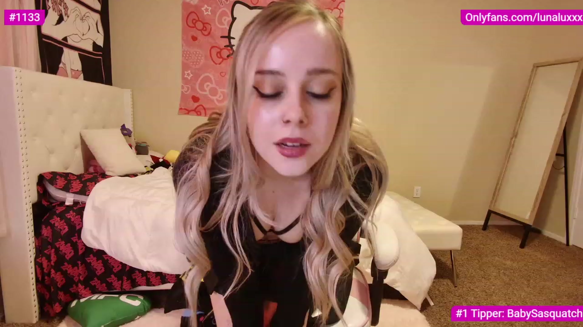 Gallery image thumbnail from lunalovelyy's myfreecams stream on, 02/01/2023, 05:44 image 7 of 20
