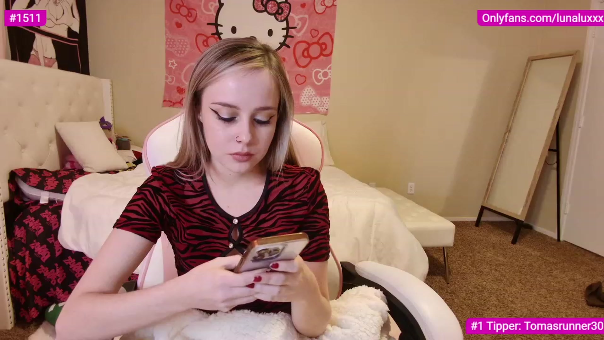 Gallery image thumbnail from lunalovelyy's myfreecams stream on, 02/03/2023, 03:13 image 7 of 20
