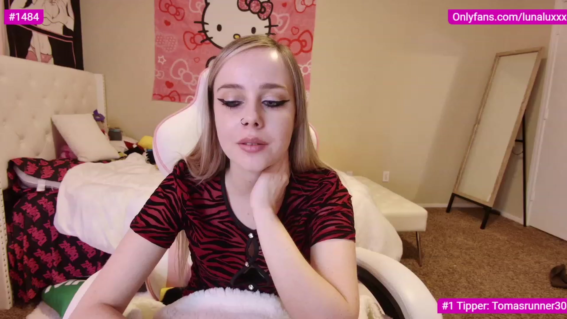 Gallery image thumbnail from lunalovelyy's myfreecams stream on, 02/03/2023, 03:13 image 3 of 20