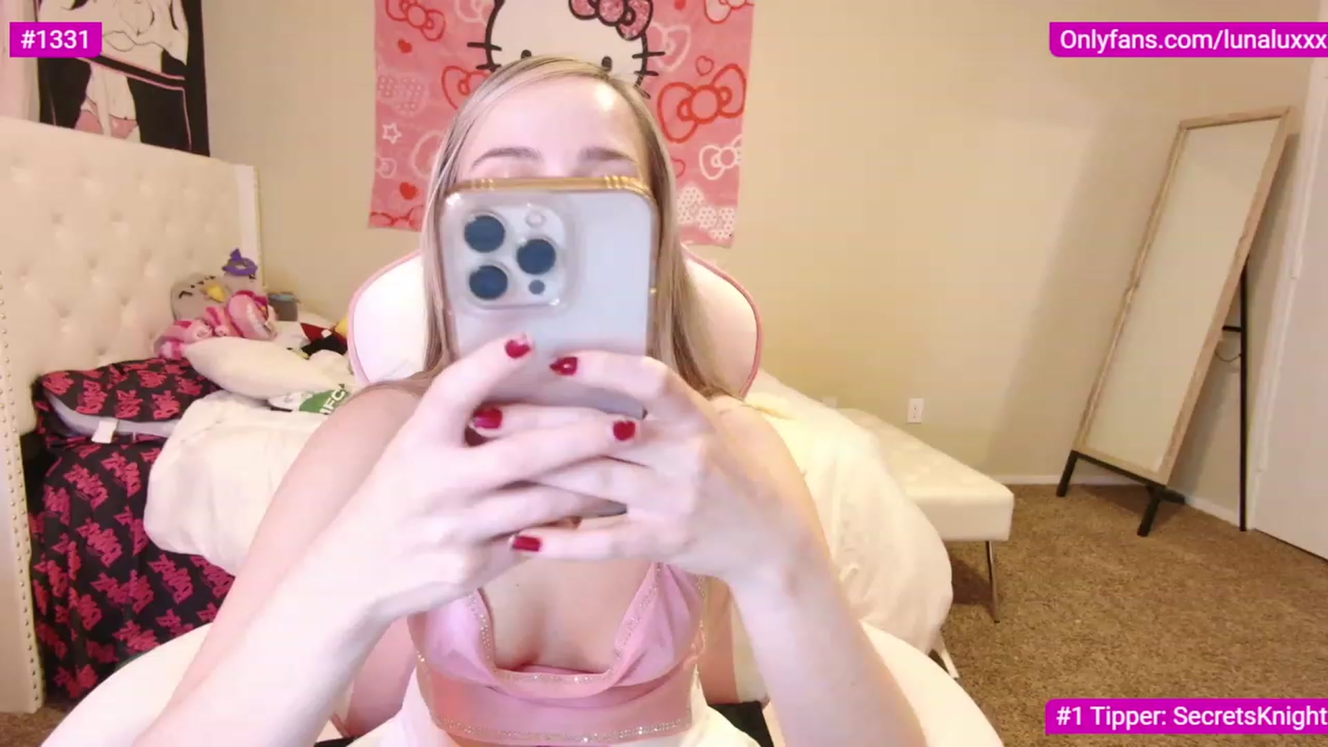 Gallery image thumbnail from lunalovelyy's myfreecams stream on, 02/04/2023, 02:30 image 1 of 20