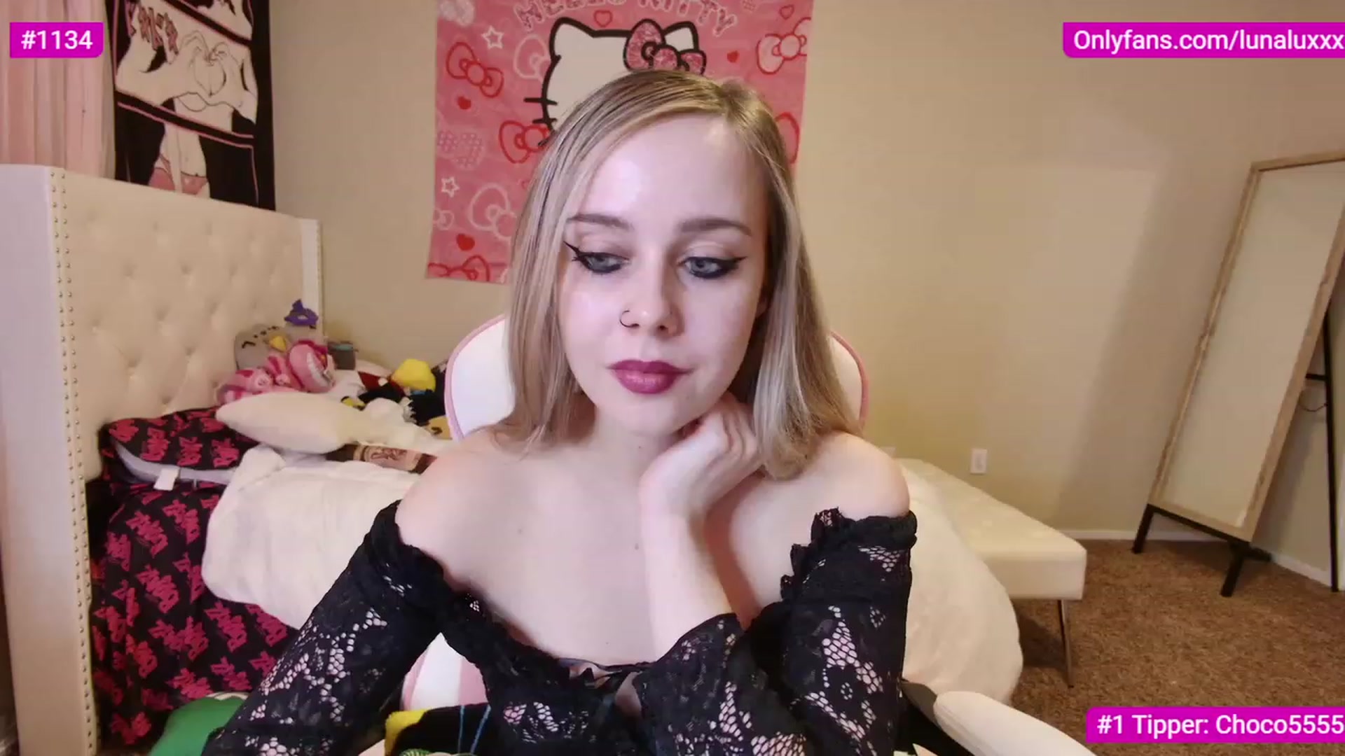 Gallery image thumbnail from lunalovelyy's myfreecams stream on, 02/05/2023, 05:46 image 8 of 20