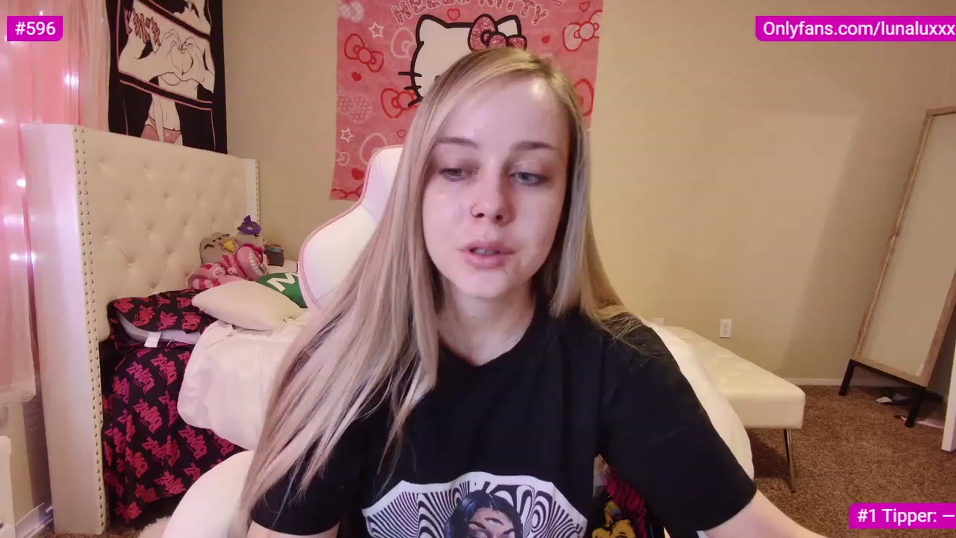 Gallery image thumbnail from lunalovelyy's myfreecams stream on, 02/06/2023, 18:54 image 1 of 20