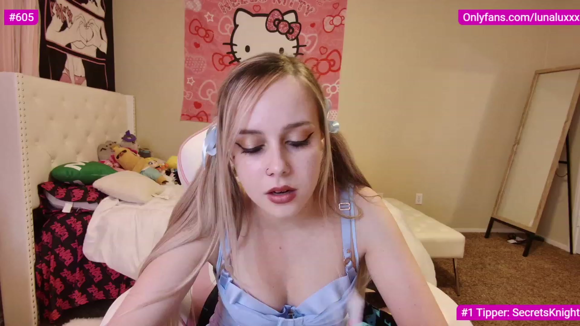 Gallery image thumbnail from lunalovelyy's myfreecams stream on, 02/07/2023, 07:16 image 6 of 20