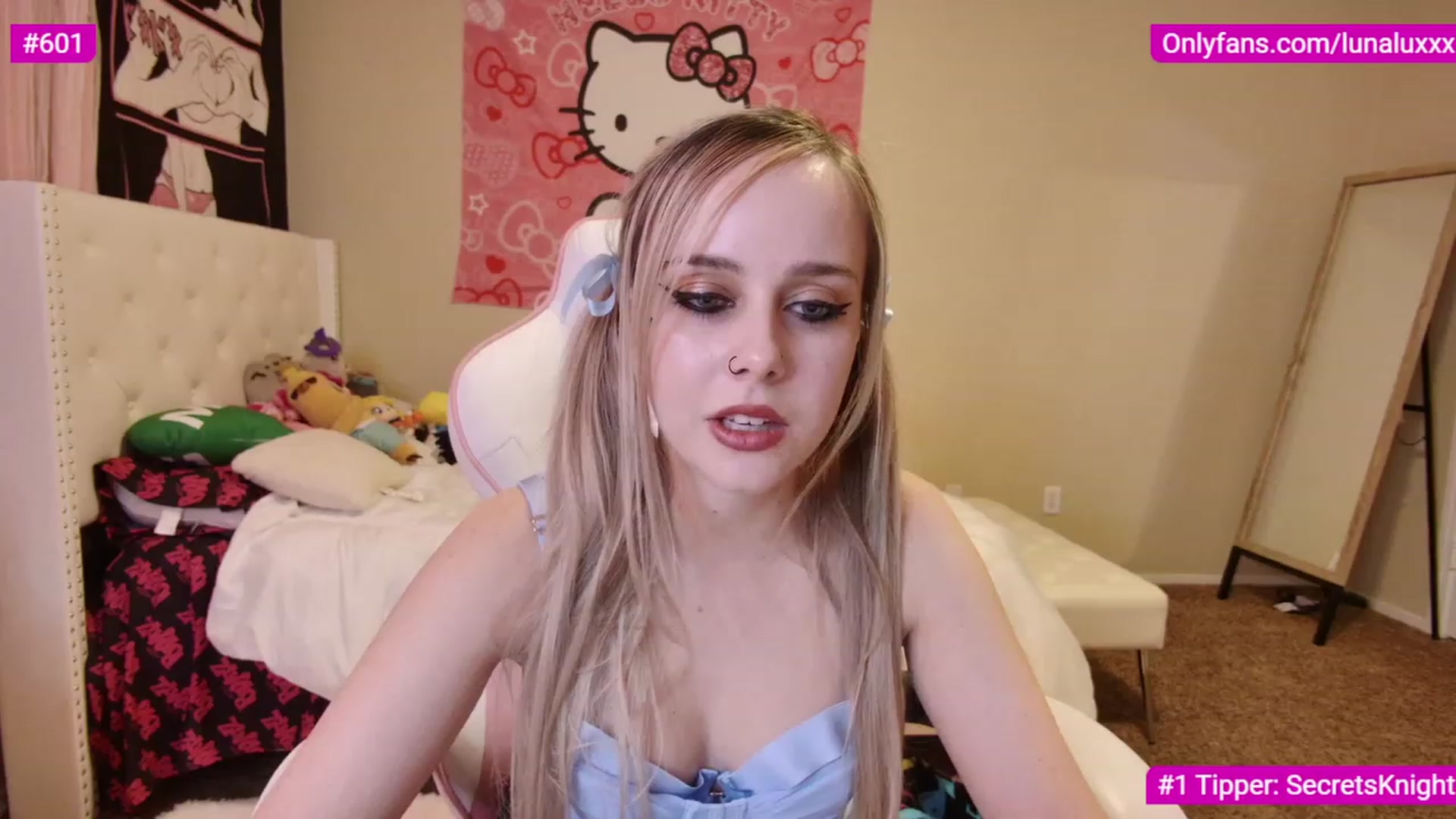 Gallery image thumbnail from lunalovelyy's myfreecams stream on, 02/07/2023, 07:16 image 10 of 20