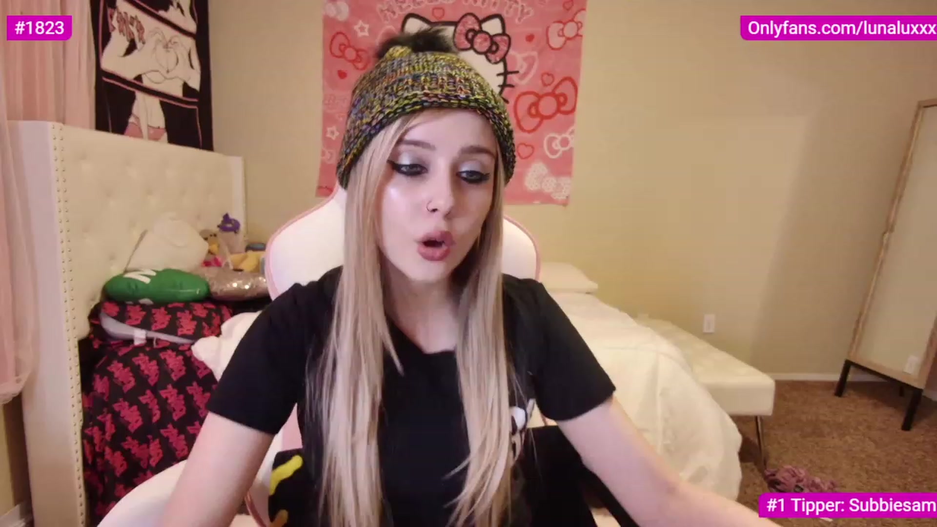 Gallery image thumbnail from lunalovelyy's myfreecams stream on, 02/26/2023, 03:22 image 9 of 20