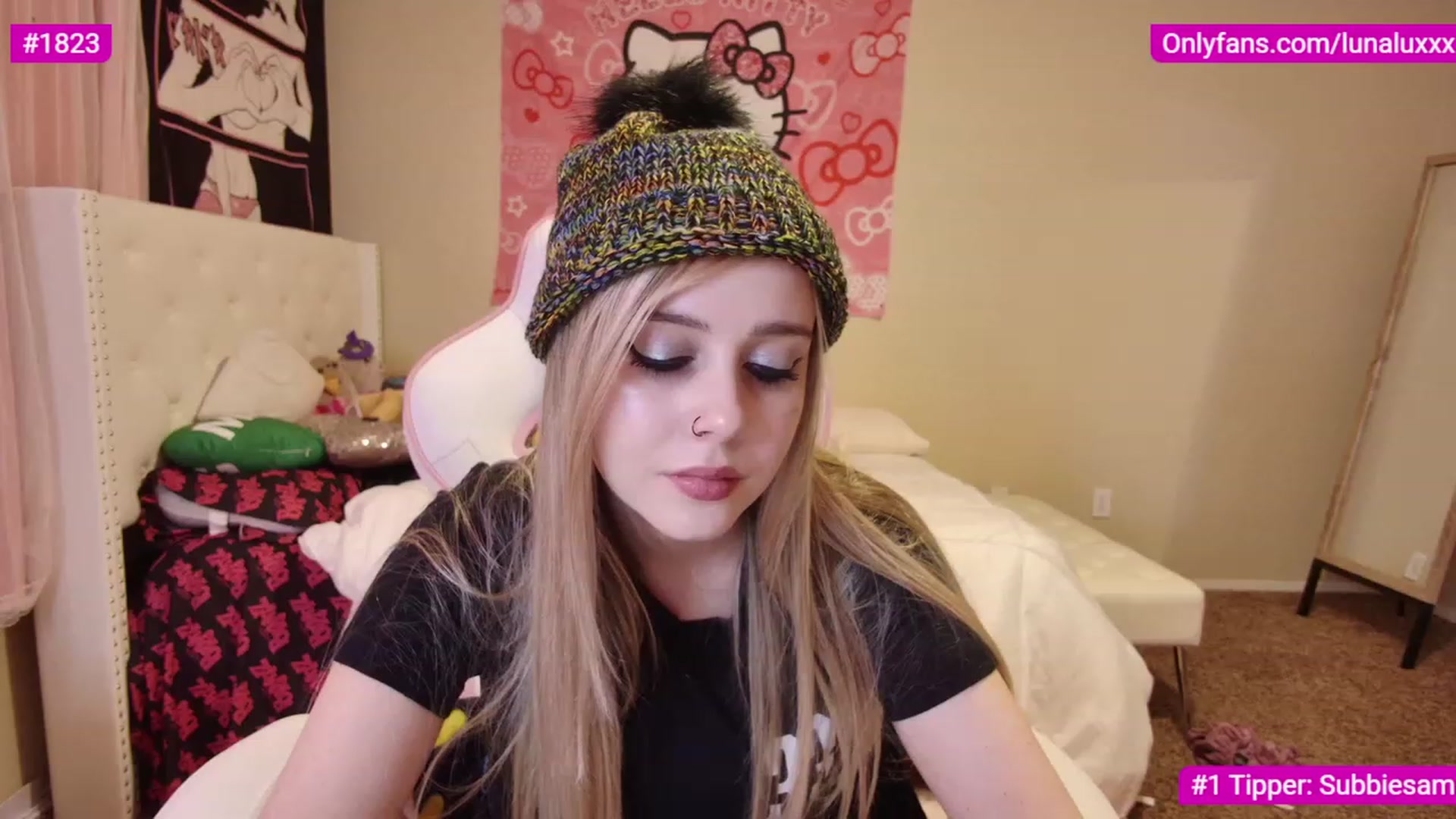 Gallery image thumbnail from lunalovelyy's myfreecams stream on, 02/26/2023, 03:22 image 2 of 20