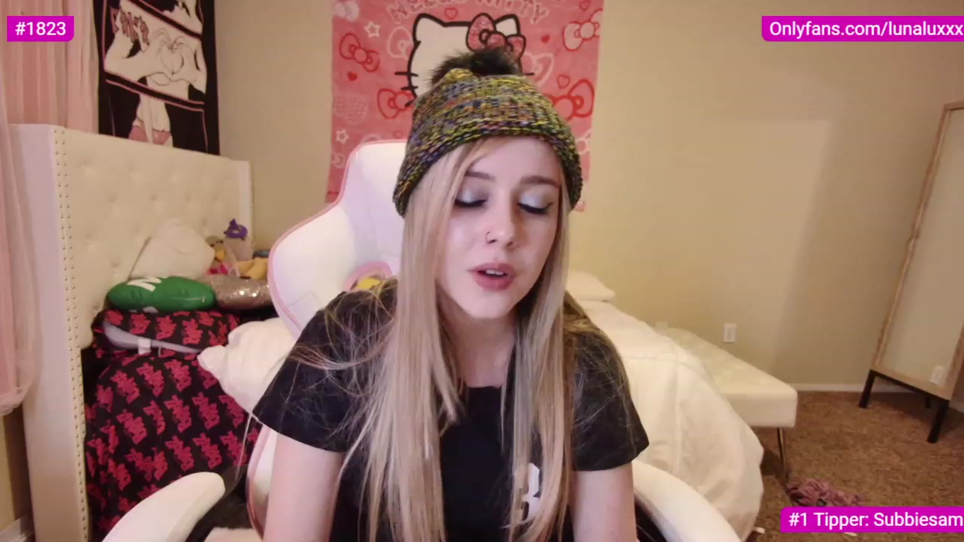 Gallery image thumbnail from lunalovelyy's myfreecams stream on, 02/26/2023, 03:22 image 4 of 20