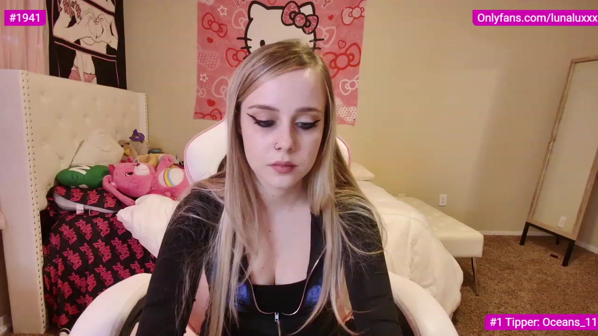Gallery image thumbnail from lunalovelyy's myfreecams stream on, 02/28/2023, 01:47 image 6 of 20