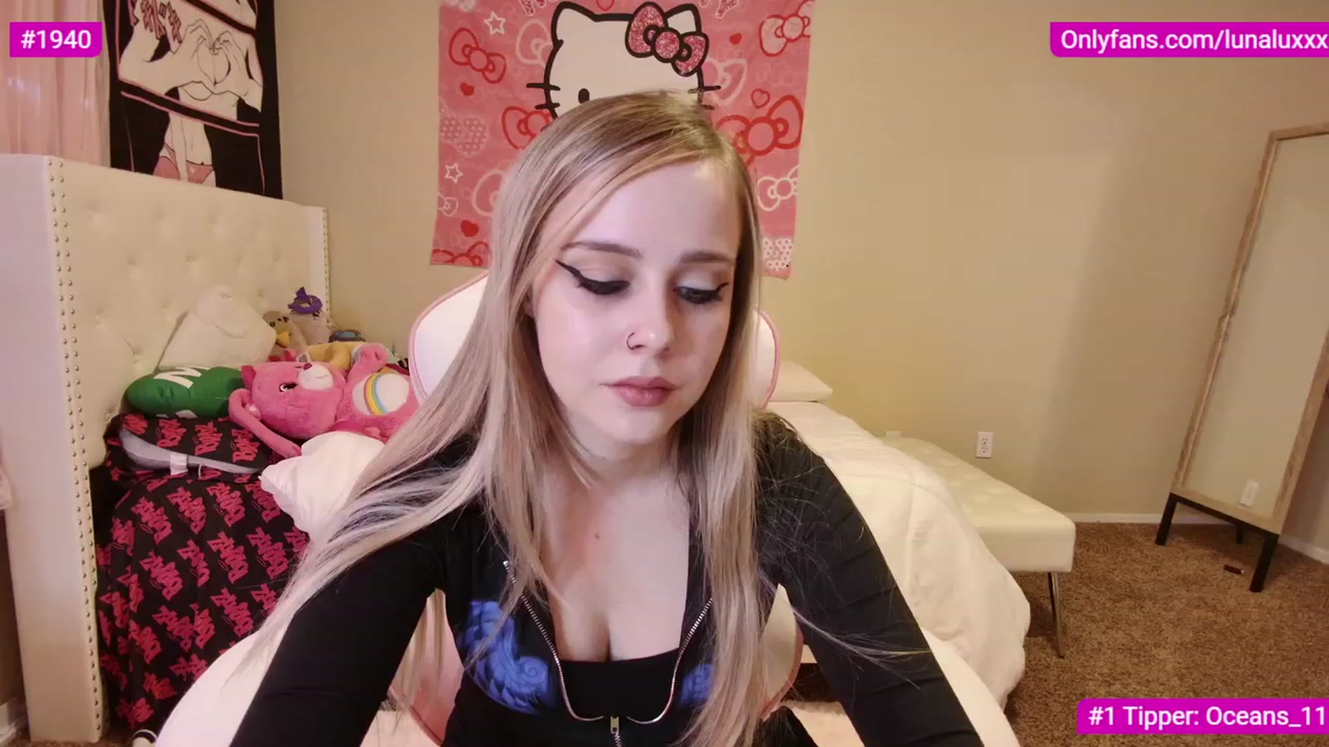 Gallery image thumbnail from lunalovelyy's myfreecams stream on, 02/28/2023, 01:47 image 3 of 20