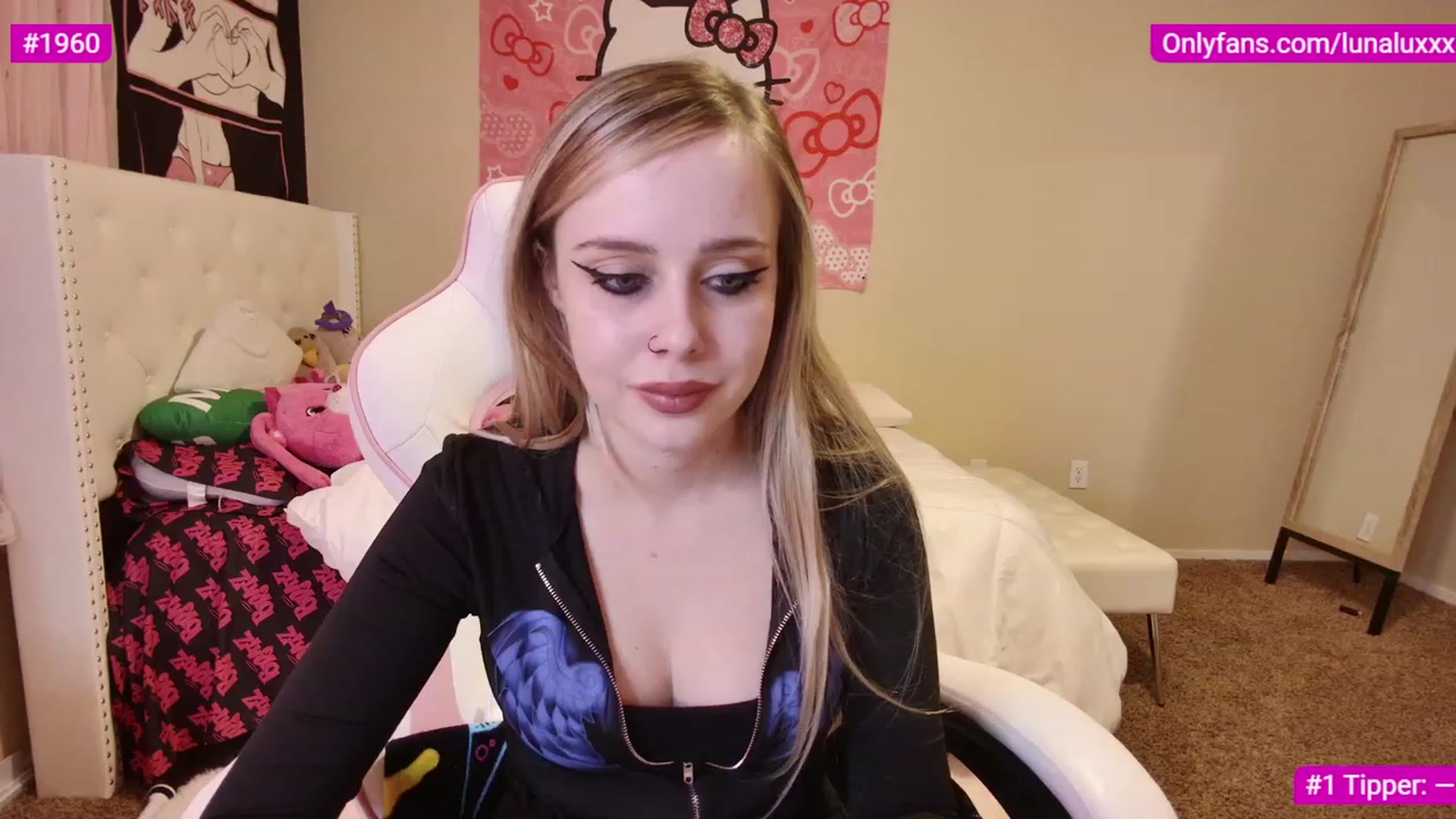 Gallery image thumbnail from lunalovelyy's myfreecams stream on, 02/28/2023, 05:50 image 15 of 20