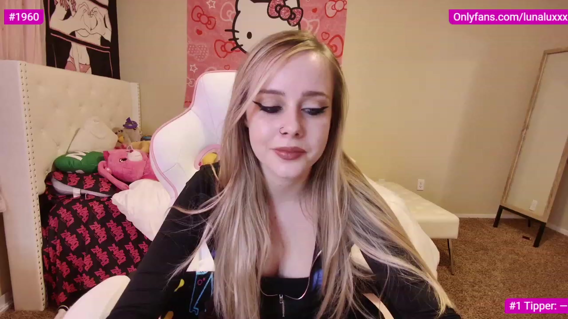 Gallery image thumbnail from lunalovelyy's myfreecams stream on, 02/28/2023, 05:50 image 17 of 20