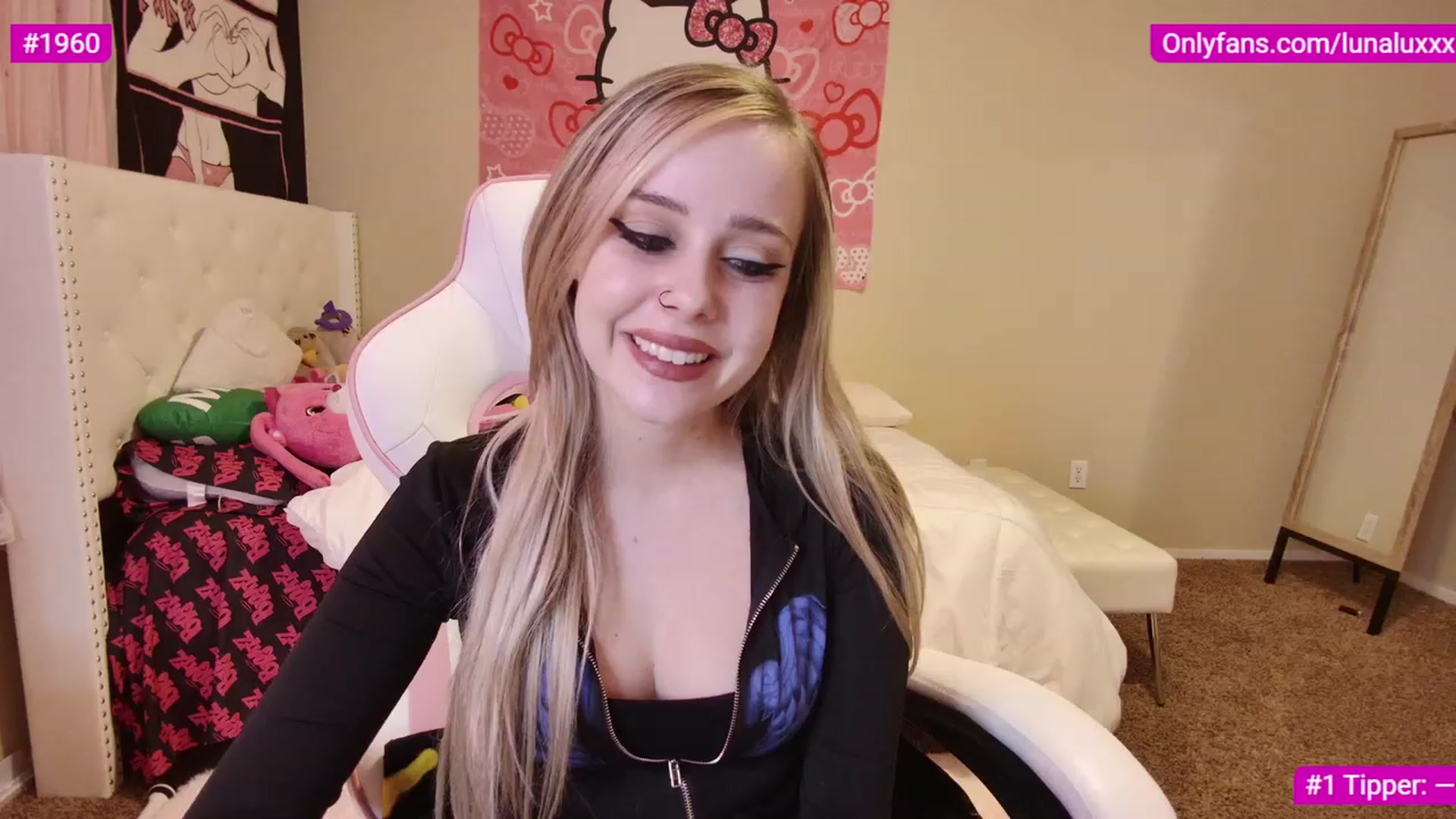 Gallery image thumbnail from lunalovelyy's myfreecams stream on, 02/28/2023, 05:50 image 12 of 20