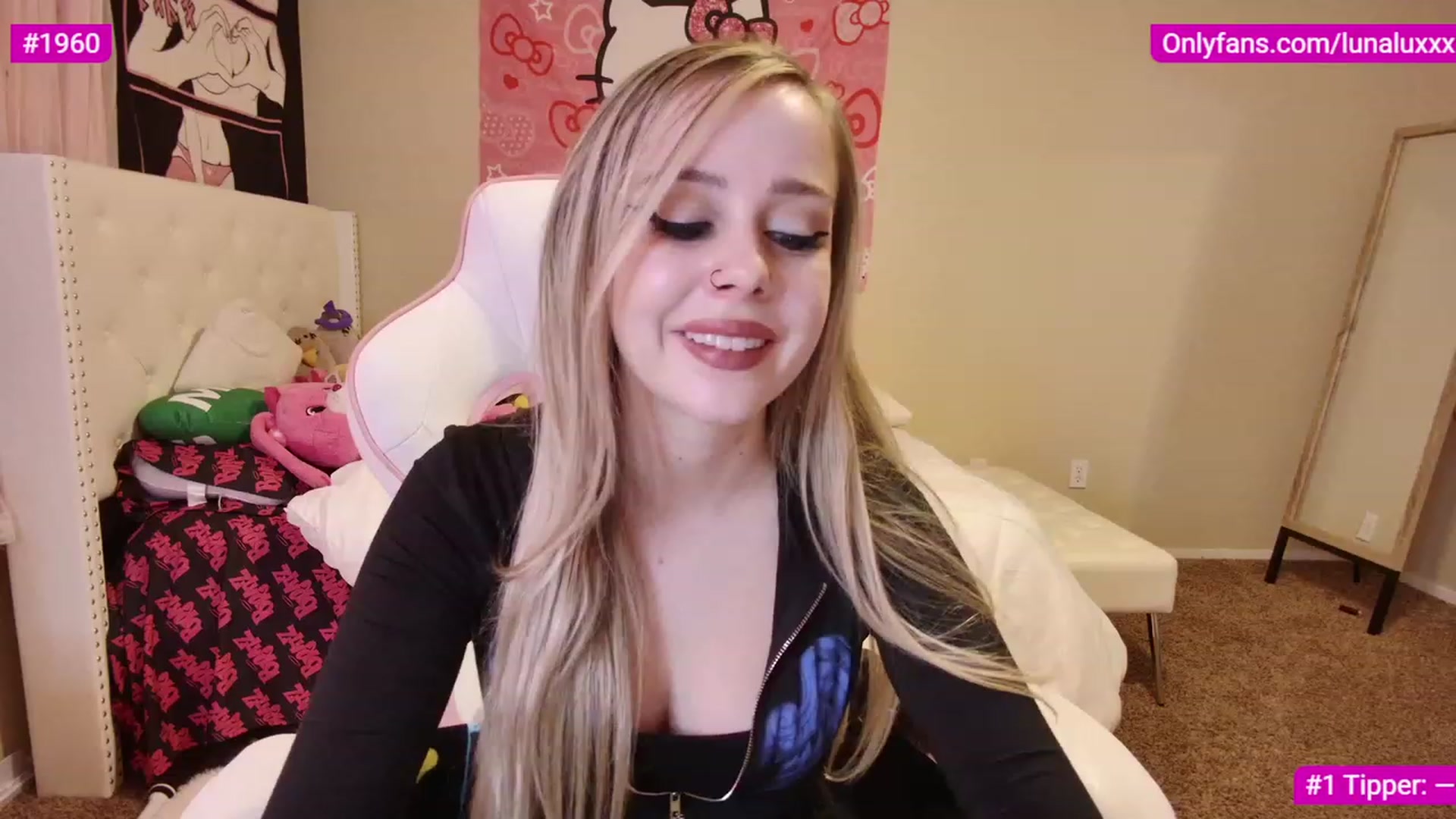 Gallery image thumbnail from lunalovelyy's myfreecams stream on, 02/28/2023, 05:50 image 13 of 20