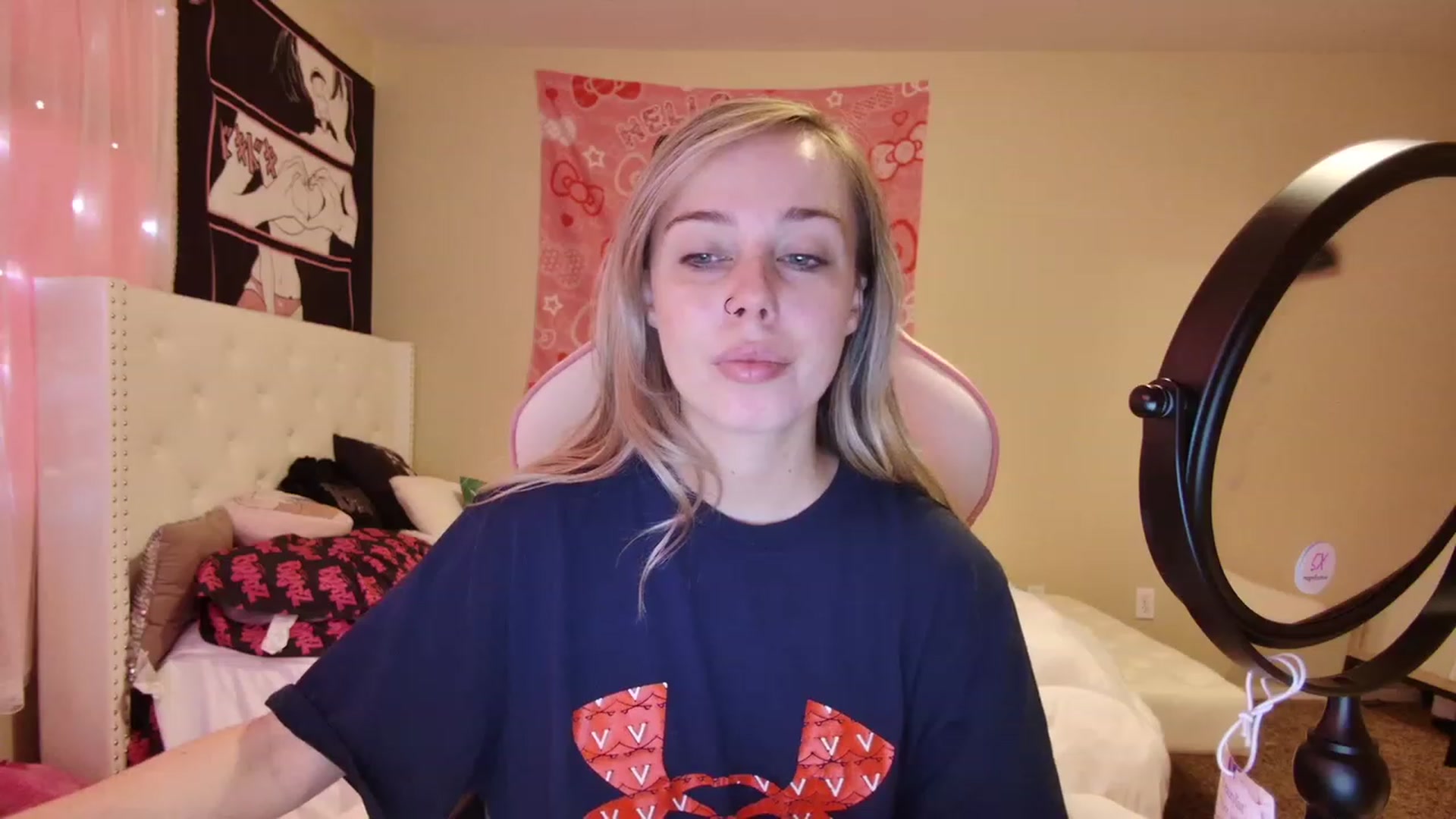Gallery image thumbnail from lunalovelyy's myfreecams stream on, 05/30/2023, 17:37 image 5 of 20