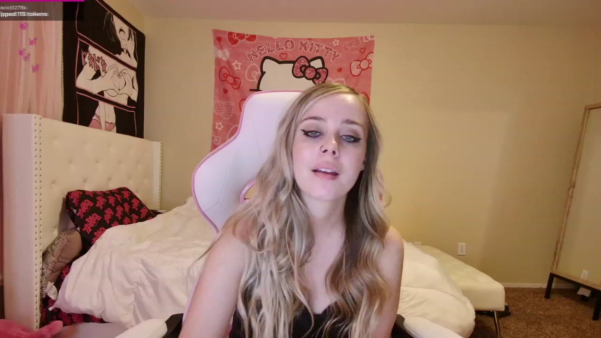 Gallery image thumbnail from lunalovelyy's myfreecams stream on, 06/05/2023, 08:16 image 17 of 20
