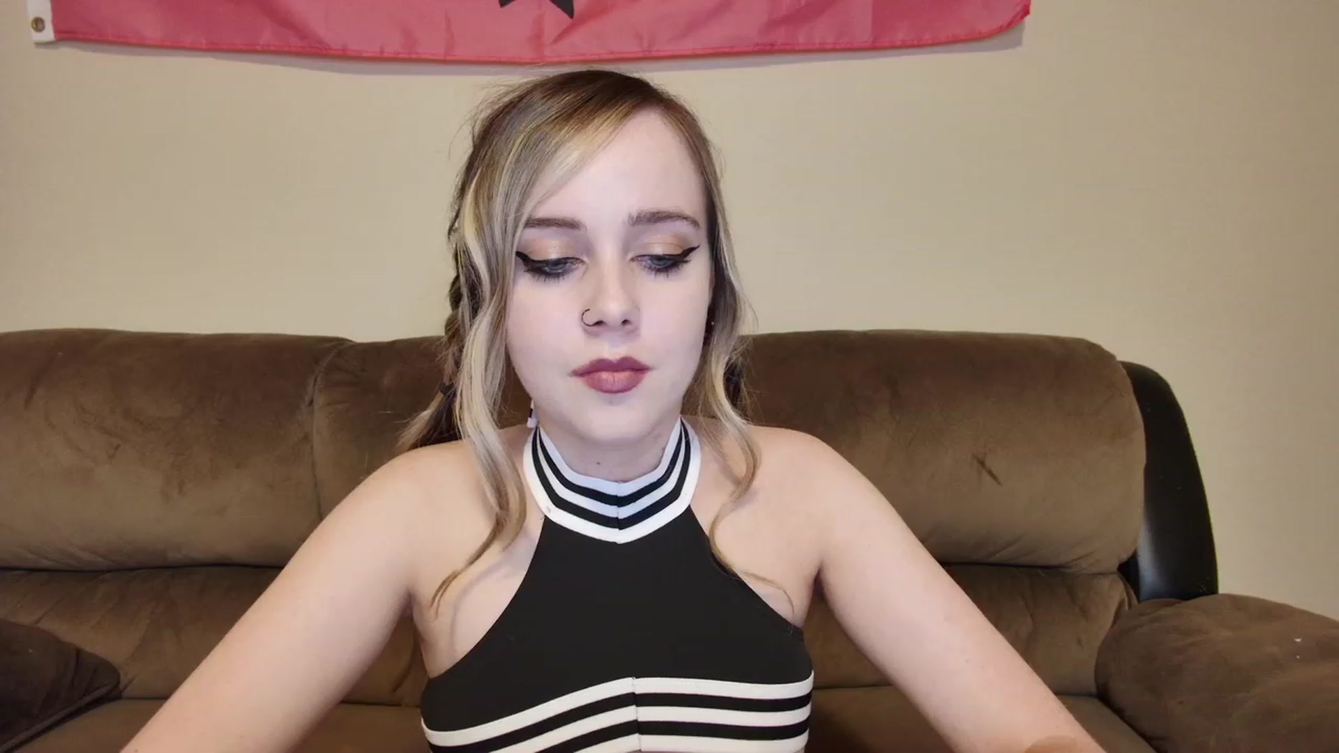 Gallery image thumbnail from lunalovelyy's myfreecams stream on, 08/16/2023, 08:30 image 2 of 20