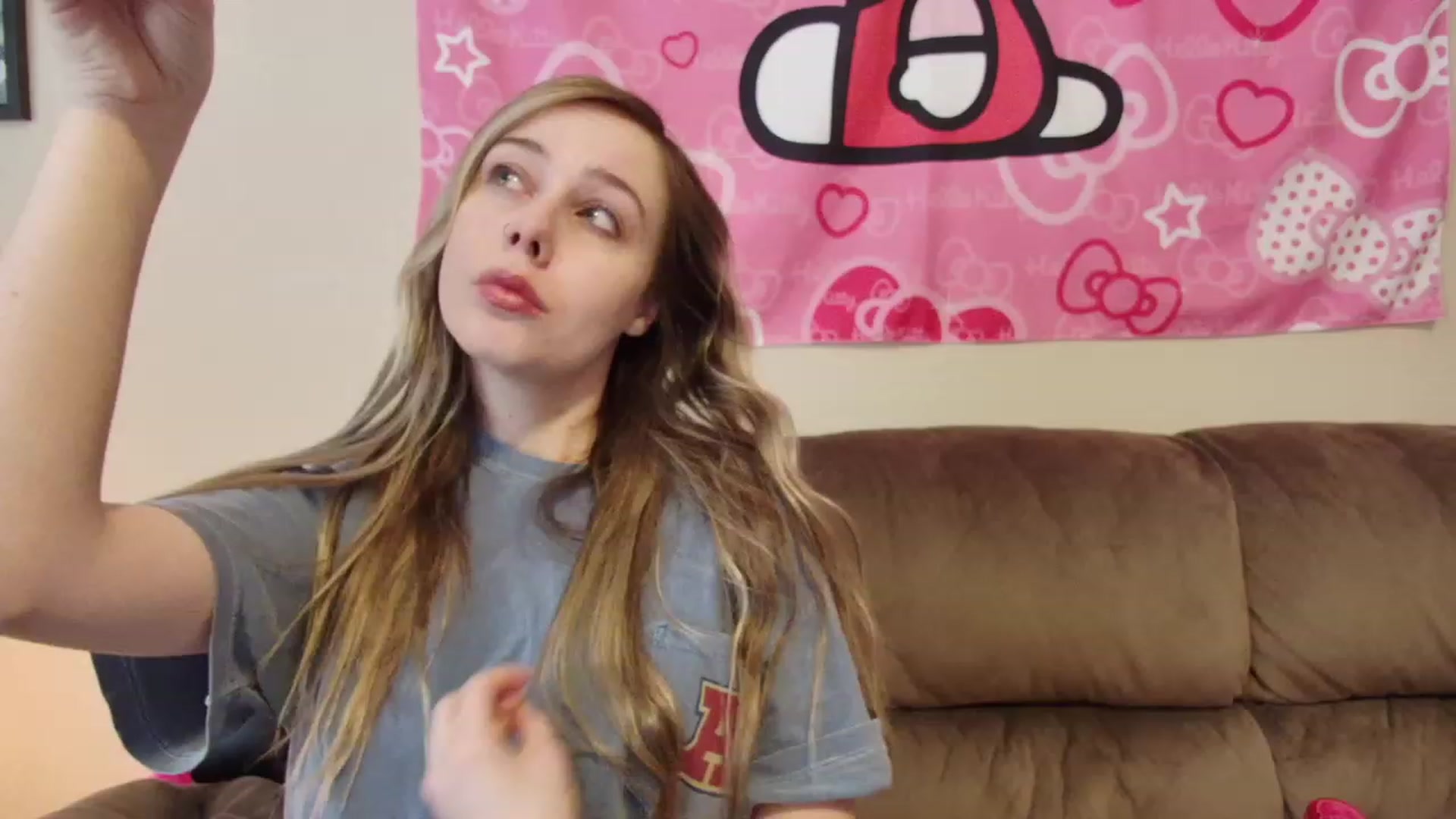 Gallery image thumbnail from lunalovelyy's myfreecams stream on, 01/09/2024, 19:04 image 2 of 20