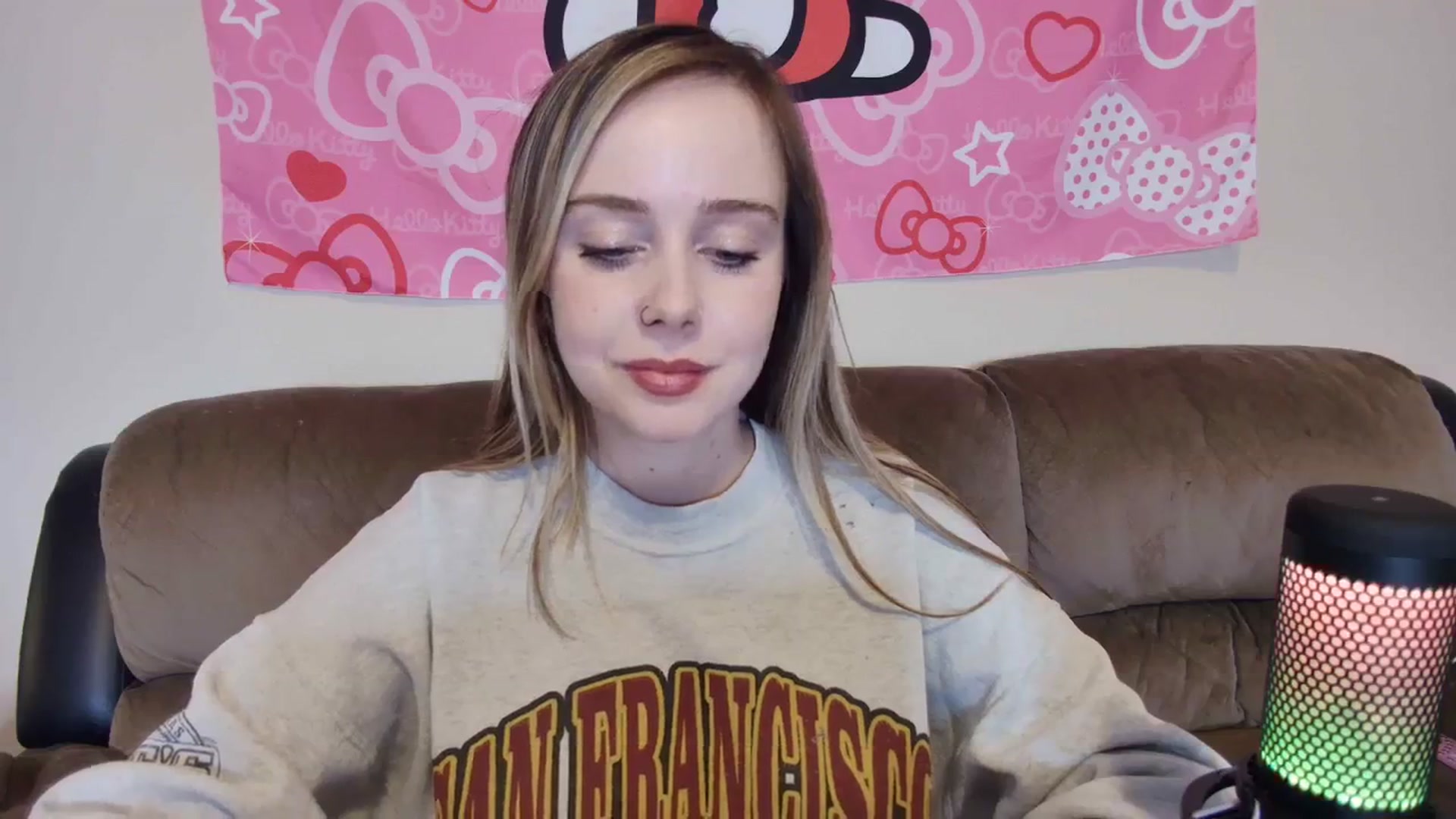 Gallery image thumbnail from lunalovelyy's myfreecams stream on, 02/07/2024, 11:56 image 20 of 20