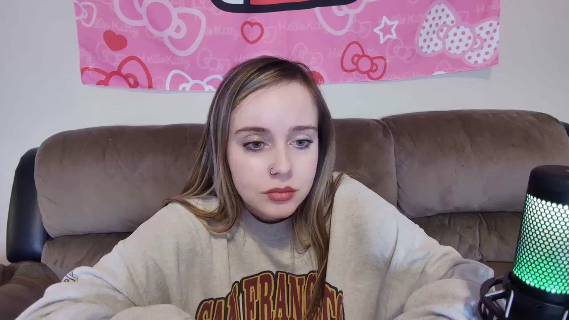 Gallery image thumbnail from lunalovelyy's myfreecams stream on, 02/07/2024, 11:56 image 17 of 20
