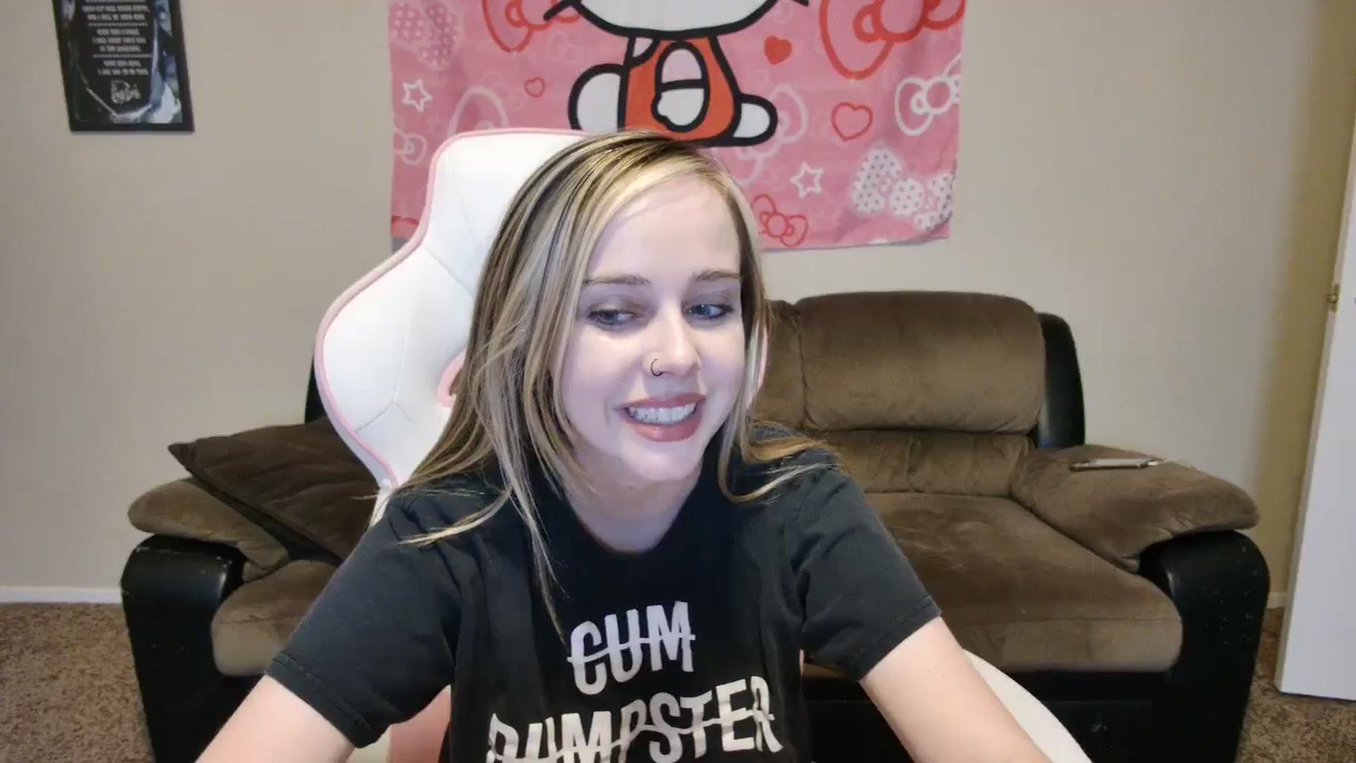 Gallery image thumbnail from lunalovelyy's myfreecams stream on, 07/26/2024, 08:22 image 20 of 20