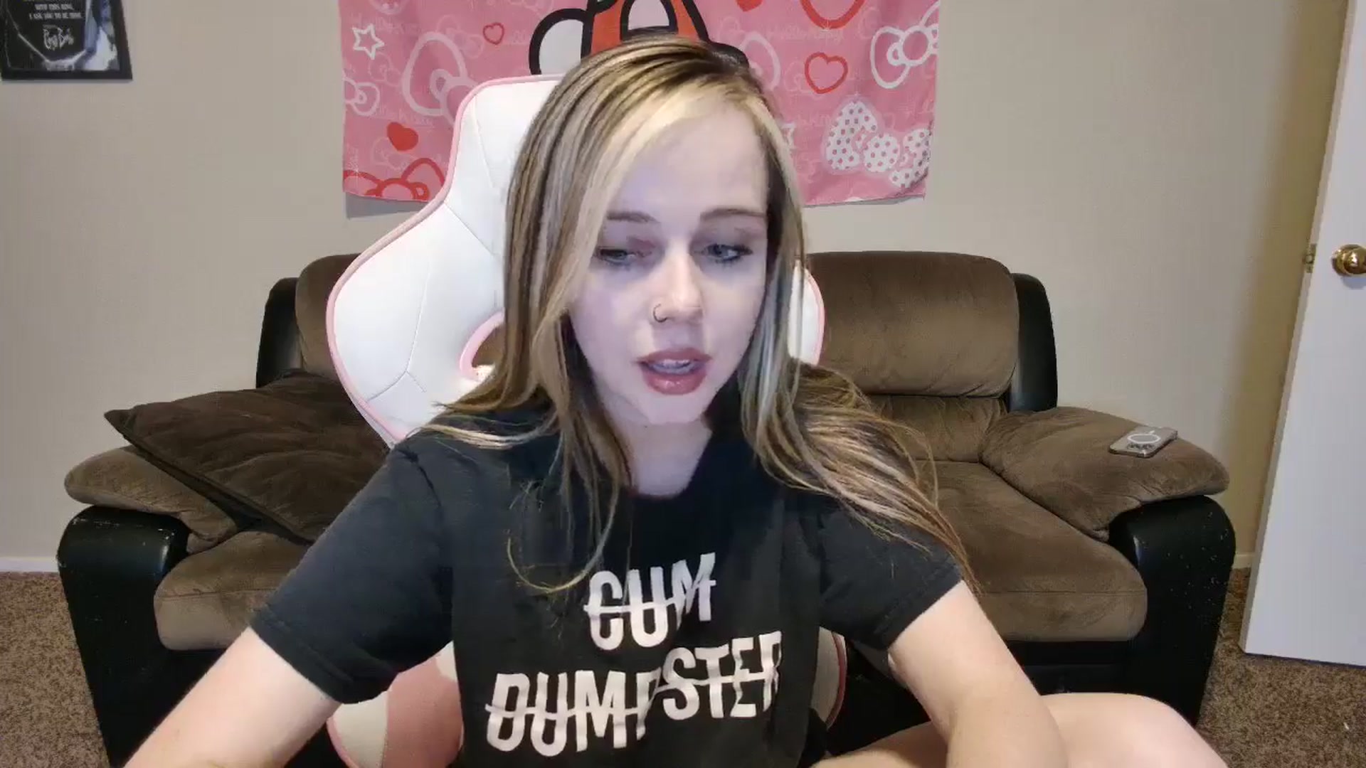 Gallery image thumbnail from lunalovelyy's myfreecams stream on, 07/26/2024, 08:22 image 9 of 20