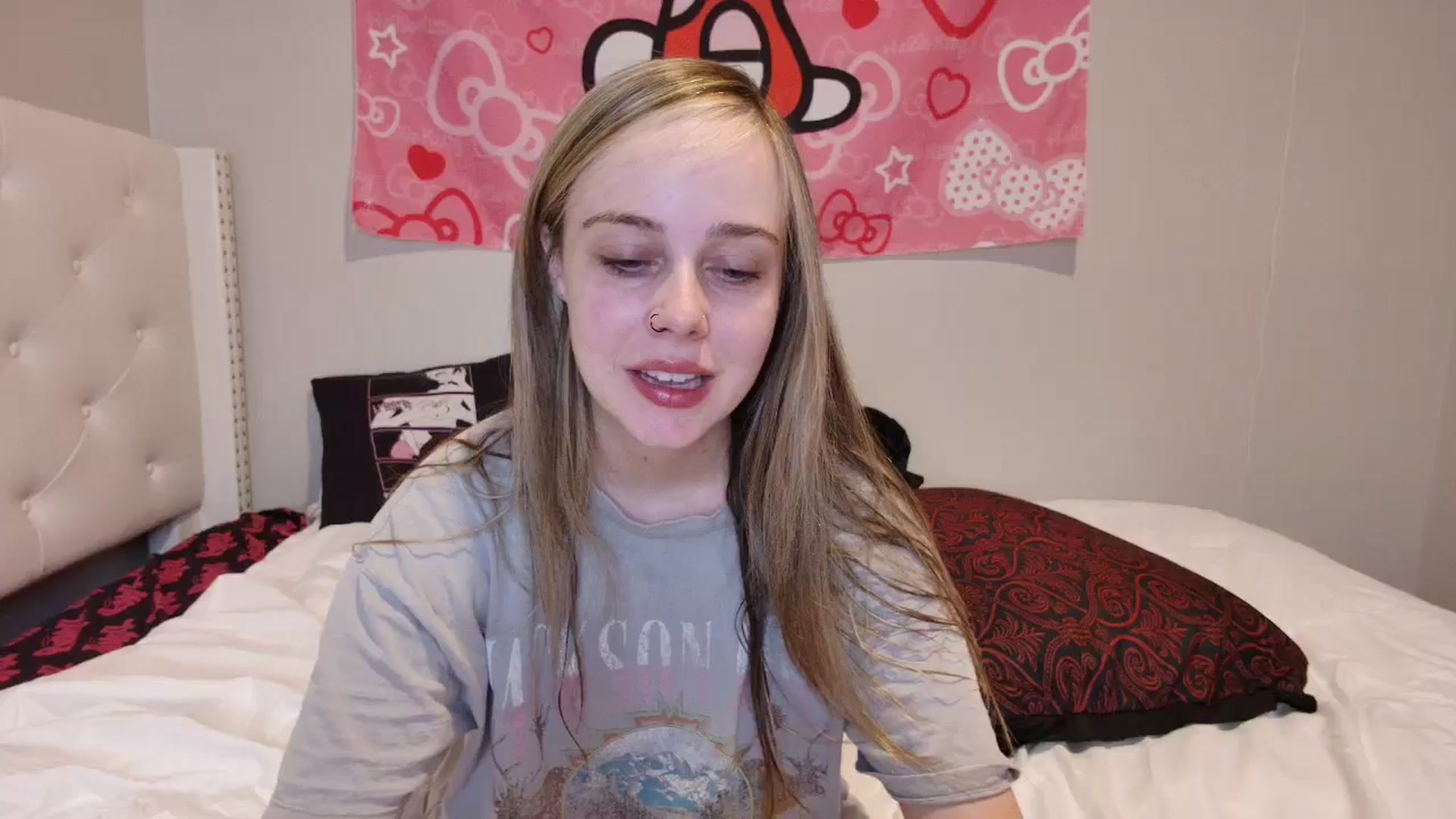 Gallery image thumbnail from lunalovelyy's myfreecams stream on, 08/28/2024, 07:48 image 3 of 20
