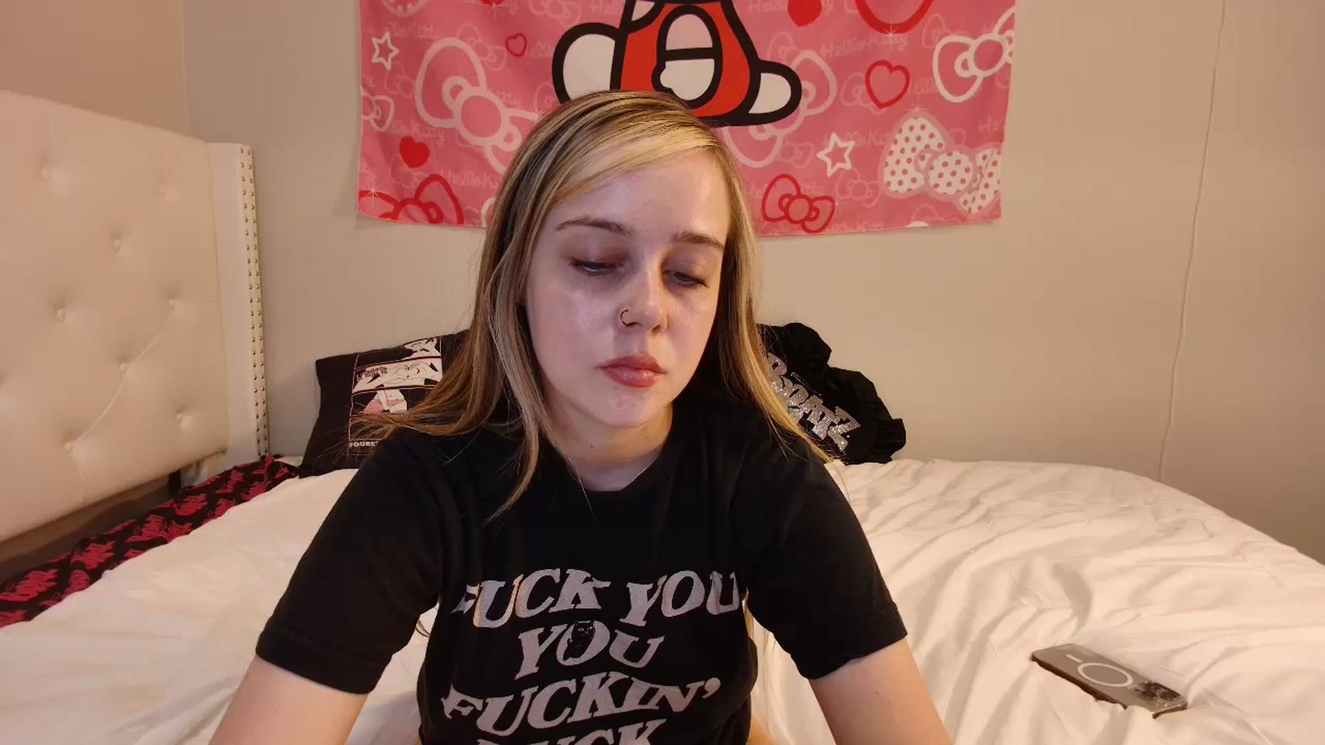 Gallery image thumbnail from lunalovelyy's myfreecams stream on, 09/08/2024, 08:15 image 18 of 20