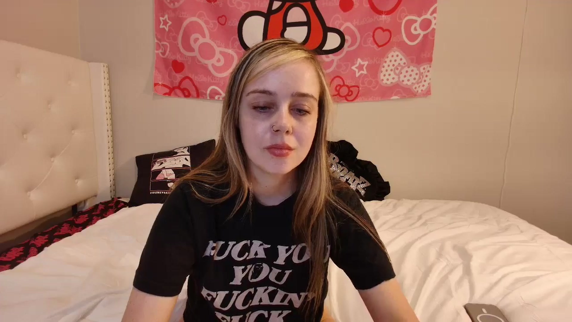 Gallery image thumbnail from lunalovelyy's myfreecams stream on, 09/08/2024, 08:15 image 16 of 20