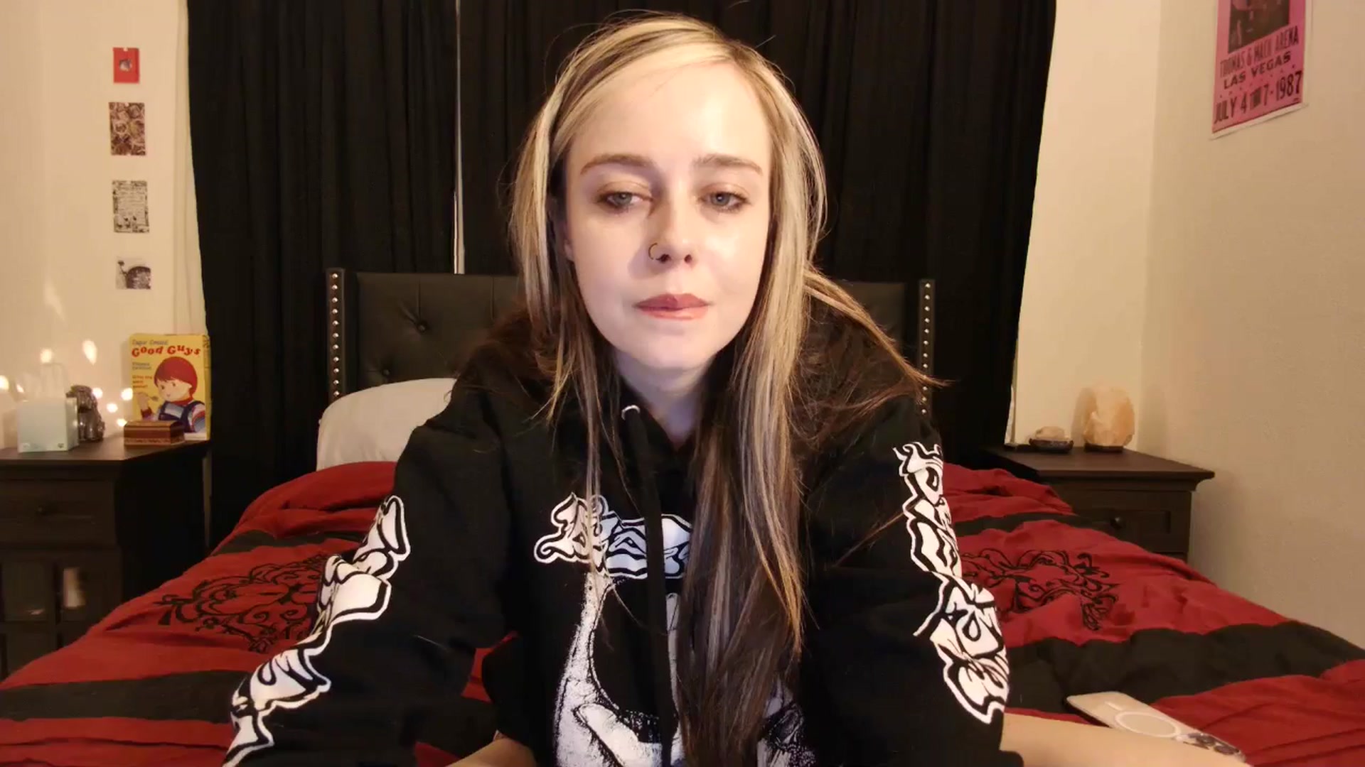Gallery image thumbnail from lunalovelyy's myfreecams stream on, 01/08/2025, 01:57 image 8 of 20
