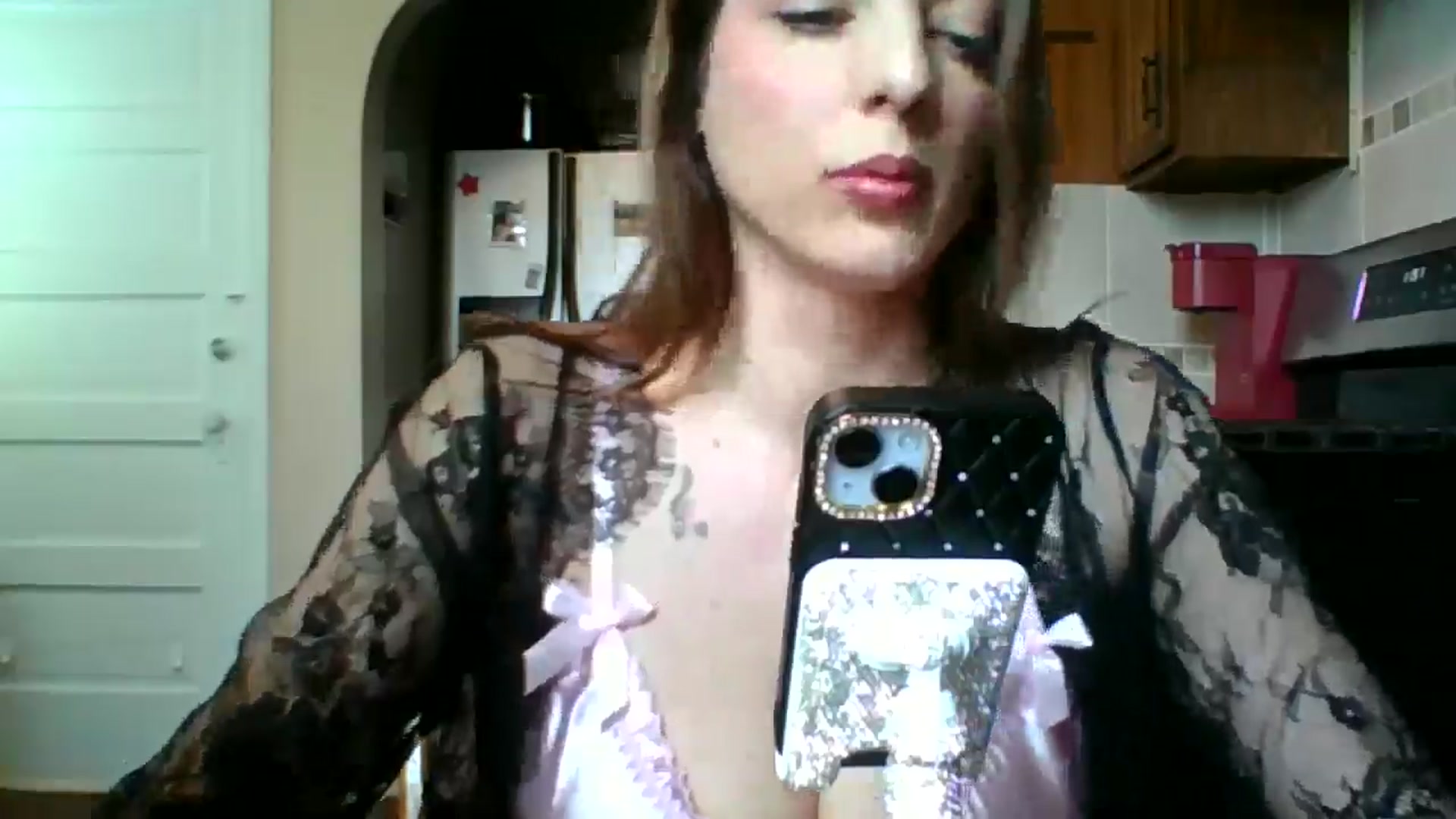 Gallery image thumbnail from lunalynne777's myfreecams stream on, 02/17/2026, 17:29 image 16 of 20