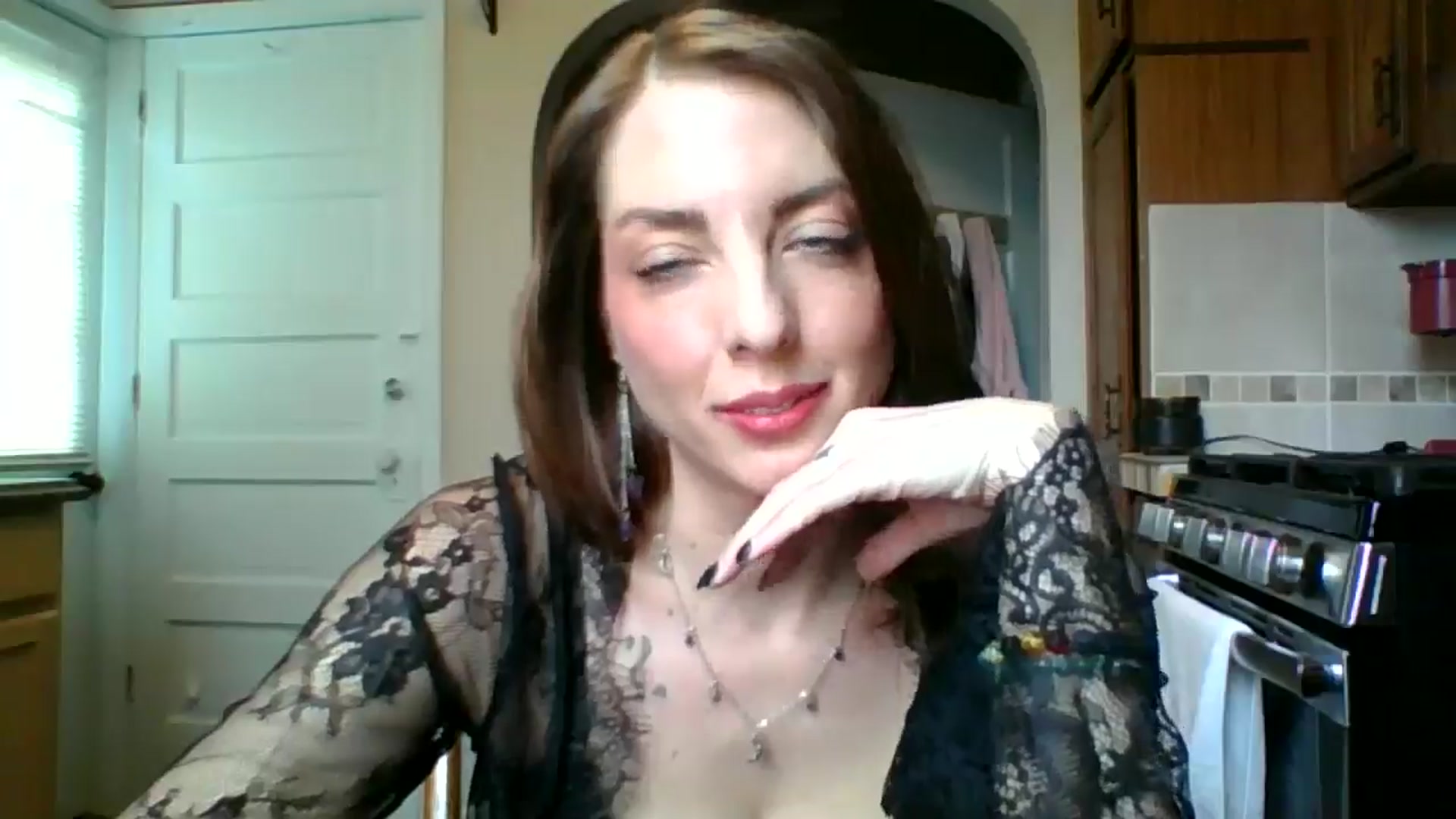 Gallery image thumbnail from lunalynne777's myfreecams stream on, 02/23/2026, 18:01 image 12 of 20