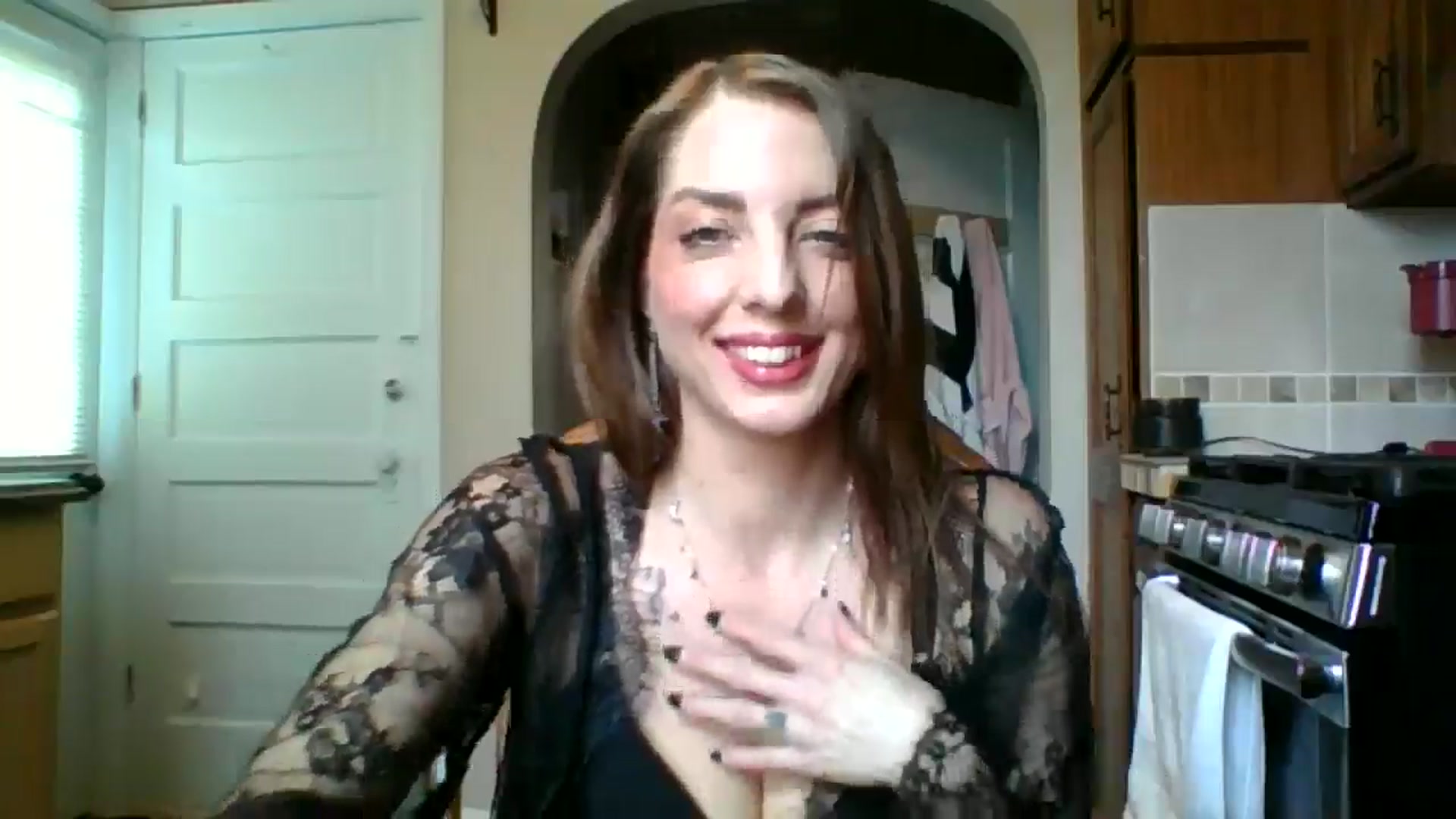 Gallery image thumbnail from lunalynne777's myfreecams stream on, 02/23/2026, 18:01 image 11 of 20
