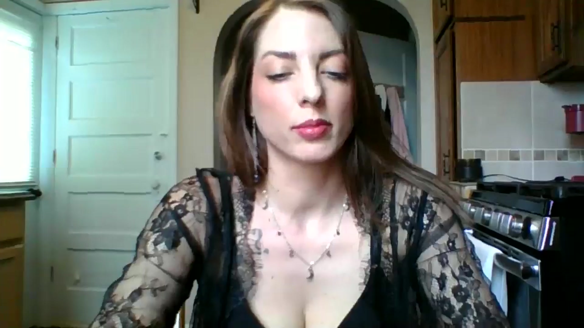 Gallery image thumbnail from lunalynne777's myfreecams stream on, 02/23/2026, 18:01 image 9 of 20