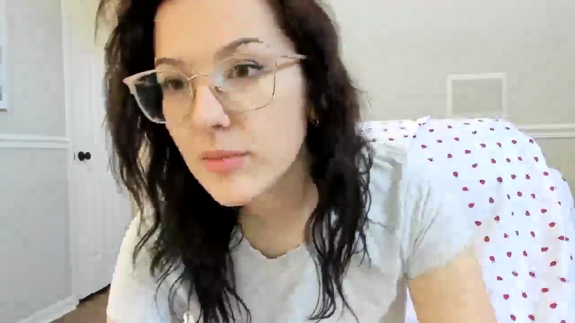 Gallery image thumbnail from luvbugv's myfreecams stream on, 03/03/2025, 20:57 image 9 of 20