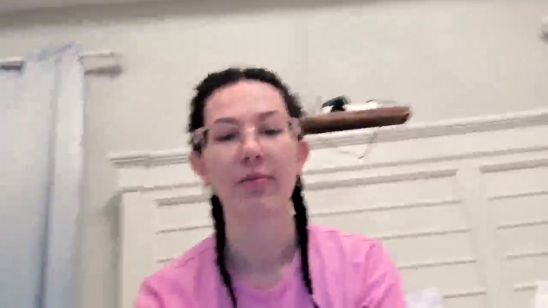 Gallery image thumbnail from luvbugv's myfreecams stream on, 04/23/2025, 13:39 image 15 of 20