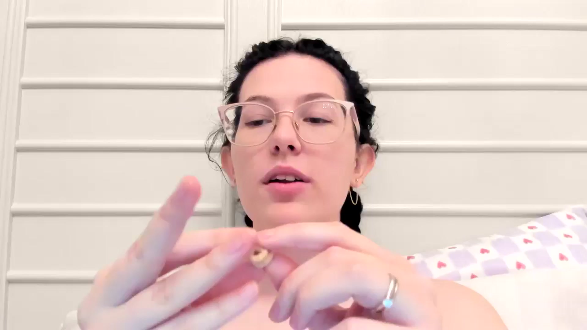 Gallery image thumbnail from luvbugv's myfreecams stream on, 04/23/2025, 15:23 image 8 of 20
