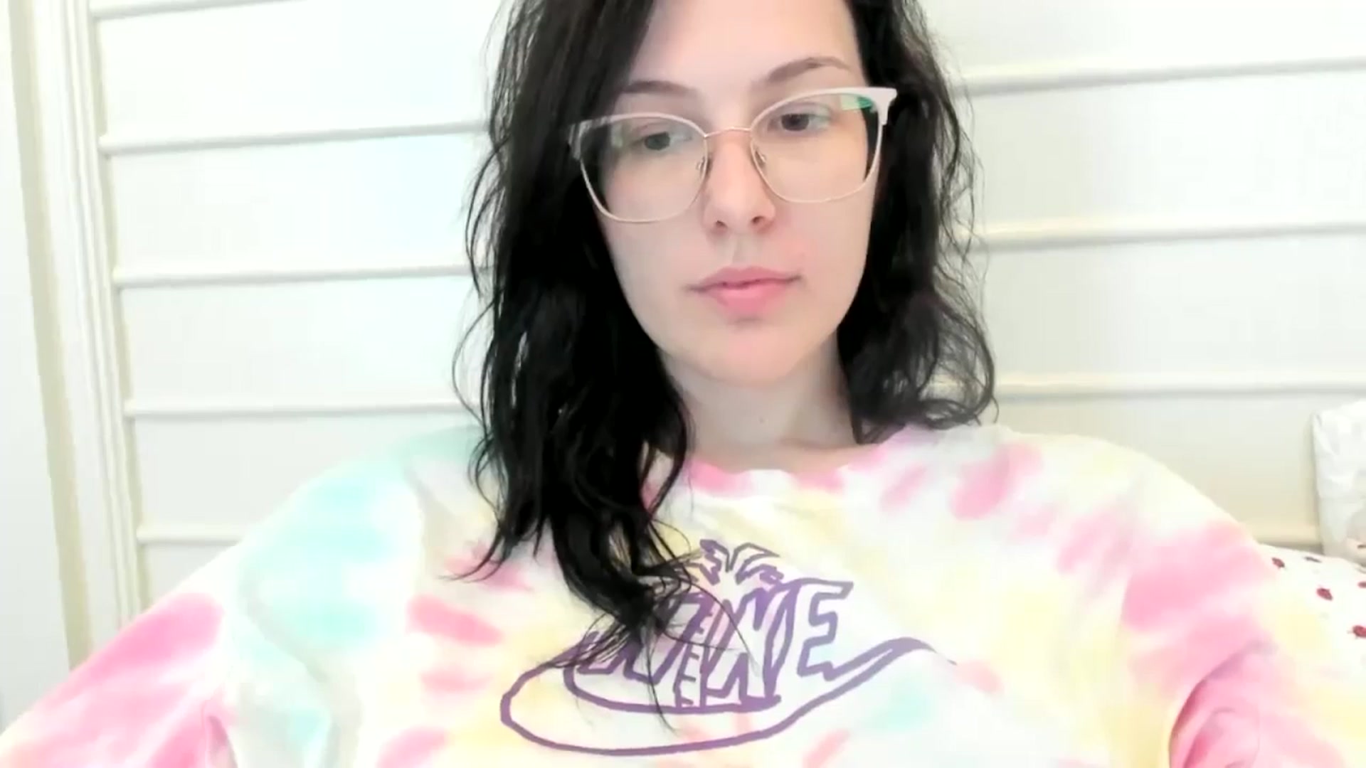 Gallery image thumbnail from luvbugv's myfreecams stream on, 07/11/2025, 15:25 image 19 of 20